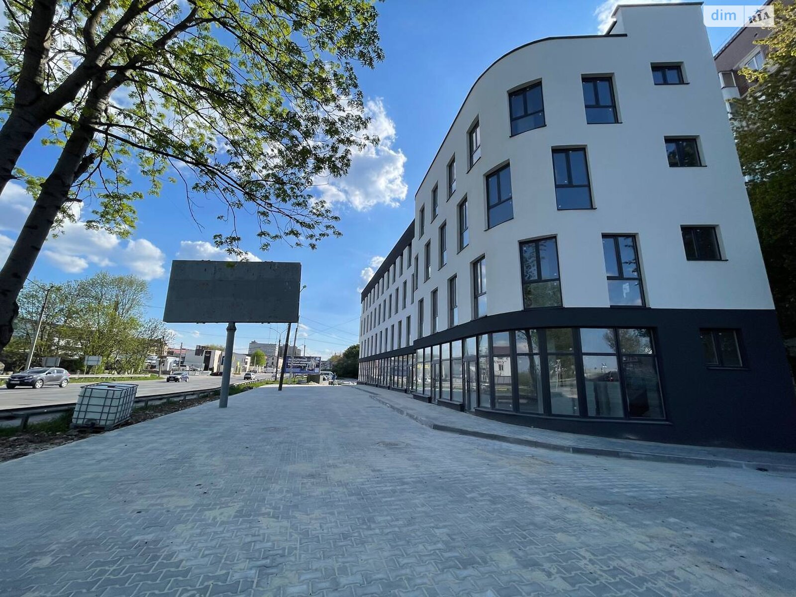 Комерційне приміщення в Тернополі, продаж по 15-го Квітня вулиця, район Бам, ціна: 73 600 доларів за об’єкт фото 1 Комерційне приміщення в Тернополі, продаж по 15-го Квітня вулиця, район Бам, ціна: 73 600 доларів за об’єкт фото 1