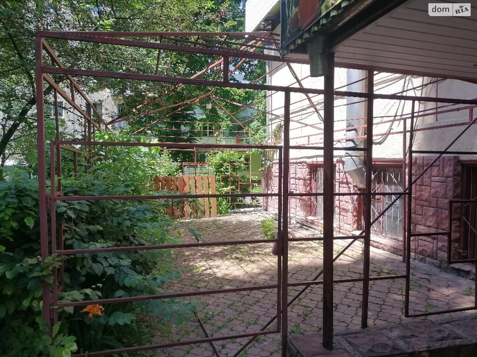 Коммерческое помещение в Тернополе, продажа по Киевская улица, район Бам, цена: 160 000 долларов за объект фото 1 Коммерческое помещение в Тернополе, продажа по Киевская улица, район Бам, цена: 160 000 долларов за объект фото 1