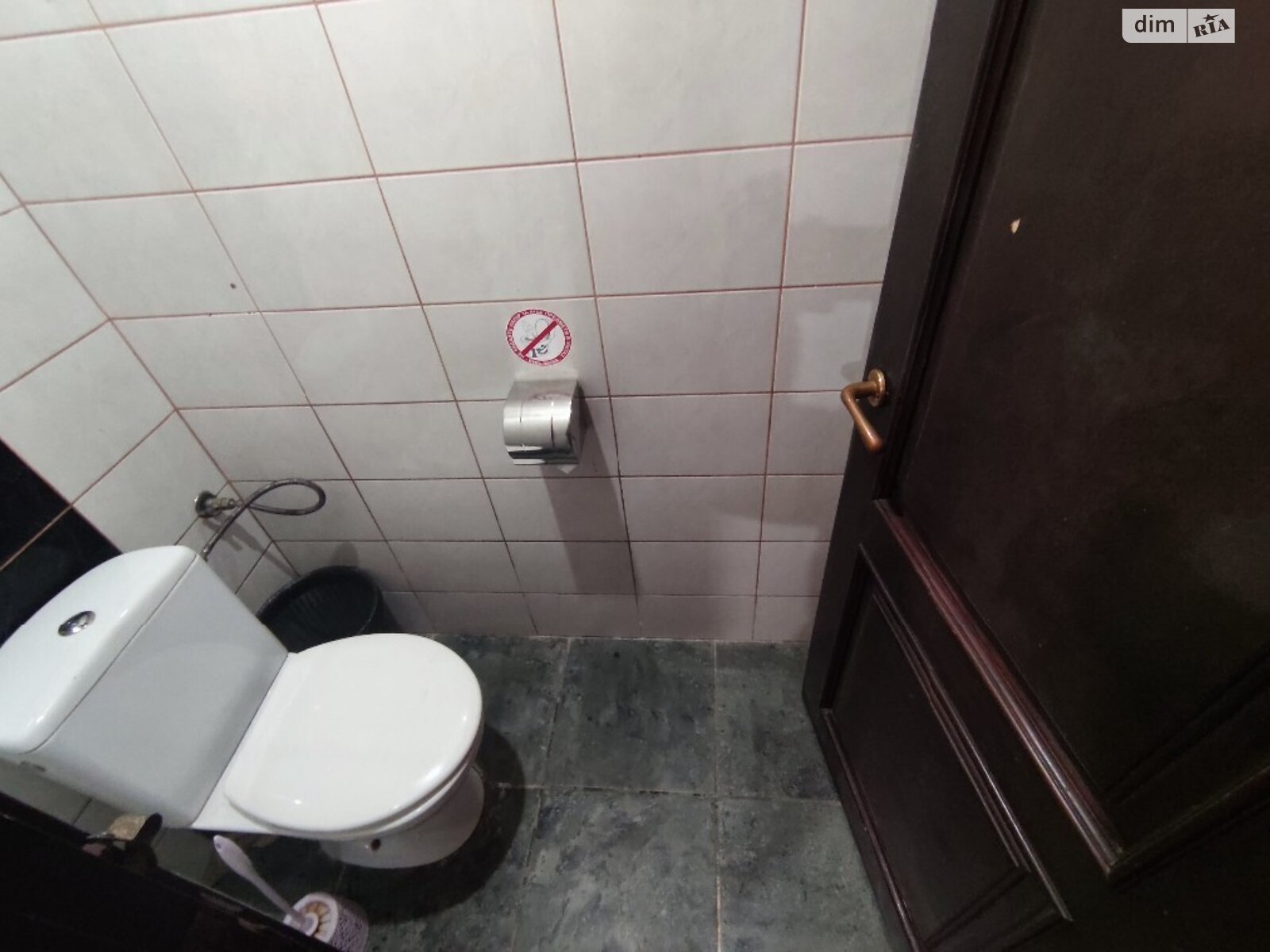 Коммерческое помещение в Тернополе, продажа по Киевская улица, район Бам, цена: 160 000 долларов за объект фото 1 Коммерческое помещение в Тернополе, продажа по Киевская улица, район Бам, цена: 160 000 долларов за объект фото 1