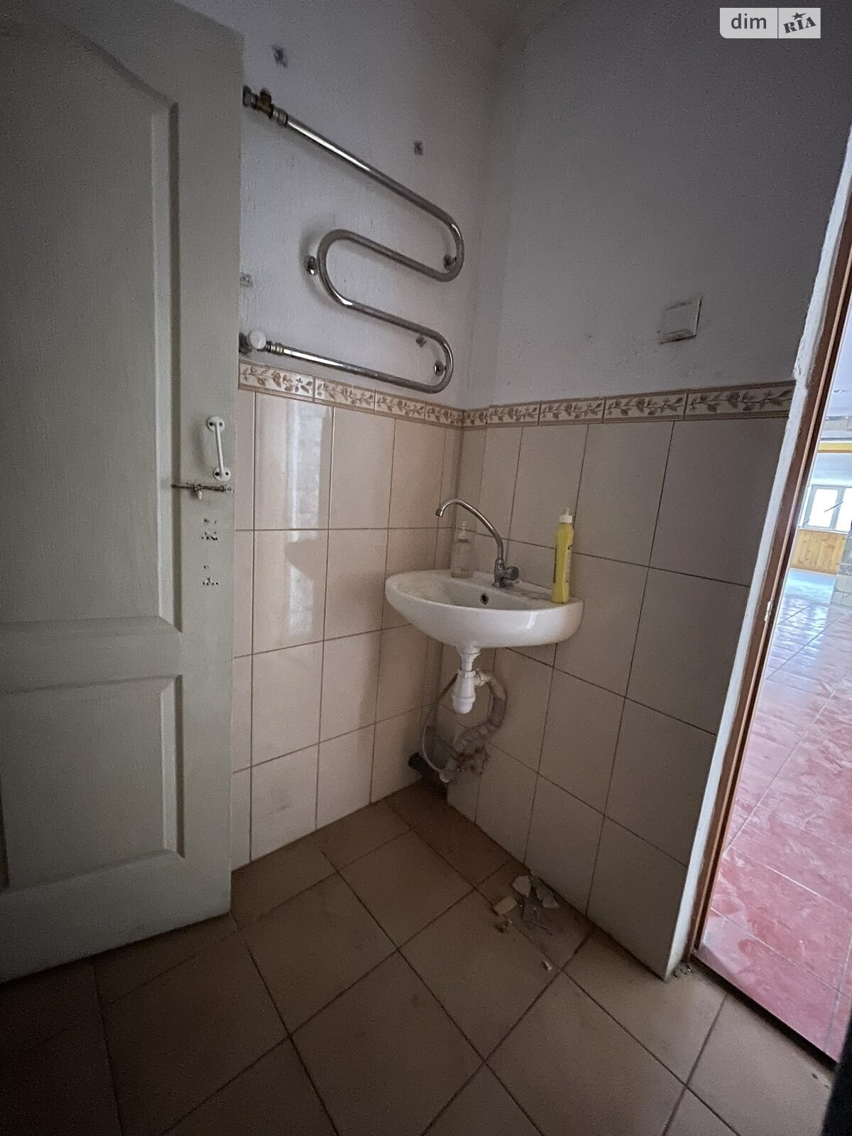 Комерційне приміщення в Тернополі, продаж по Лепкого Богдана вулиця 14, район Бам, ціна: 49 100 доларів за об’єкт фото 1 Комерційне приміщення в Тернополі, продаж по Лепкого Богдана вулиця 14, район Бам, ціна: 49 100 доларів за об’єкт фото 1