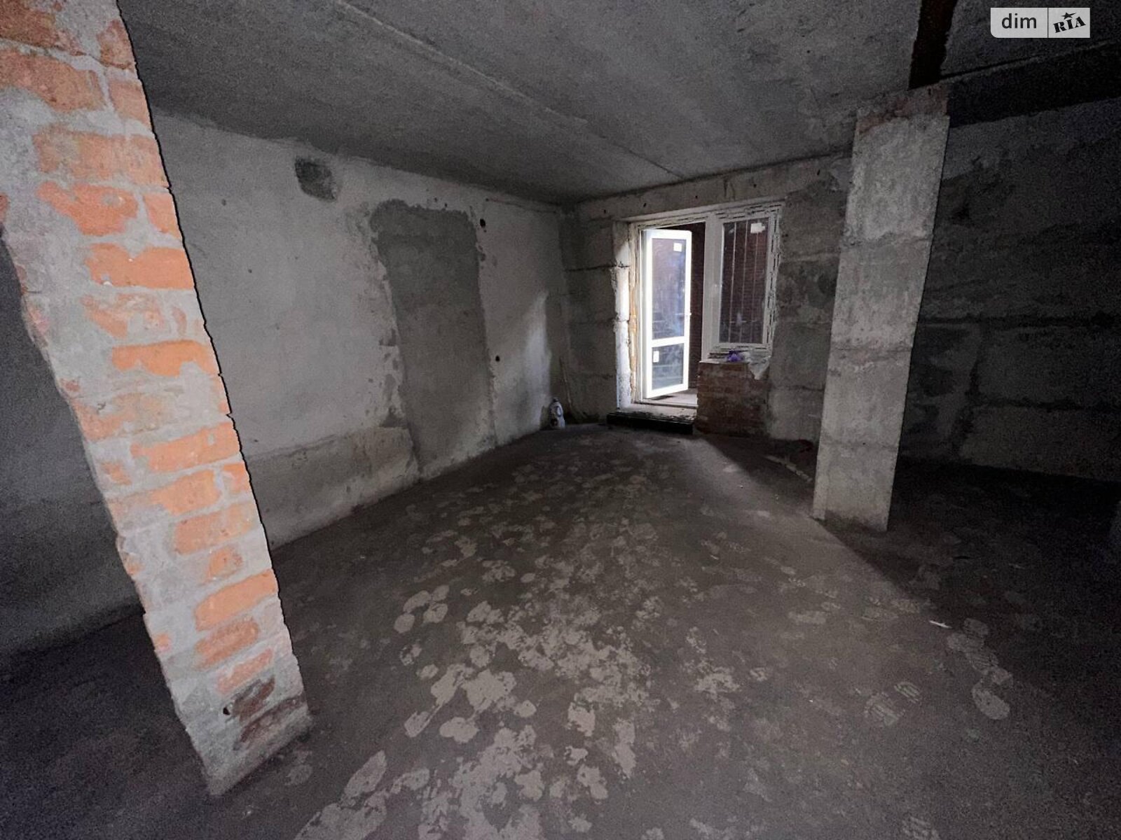 Коммерческое помещение в Тернополе, продажа по Злуки проспект, район Бам, цена: 18 000 долларов за объект фото 1 Коммерческое помещение в Тернополе, продажа по Злуки проспект, район Бам, цена: 18 000 долларов за объект фото 1