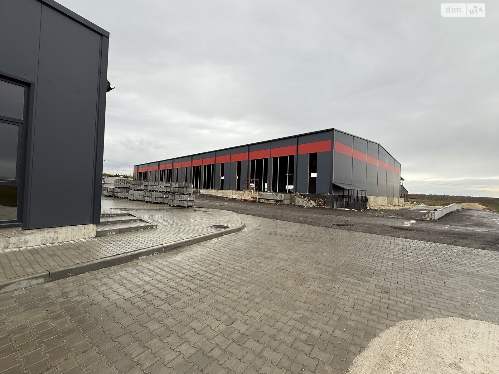 Комерційне приміщення в Підгородне, вулиця Сергія Короля, ціна продажу: 608 000 доларів за об’єкт фото 1 Комерційне приміщення в Підгородне, вулиця Сергія Короля, ціна продажу: 608 000 доларів за об’єкт фото 1