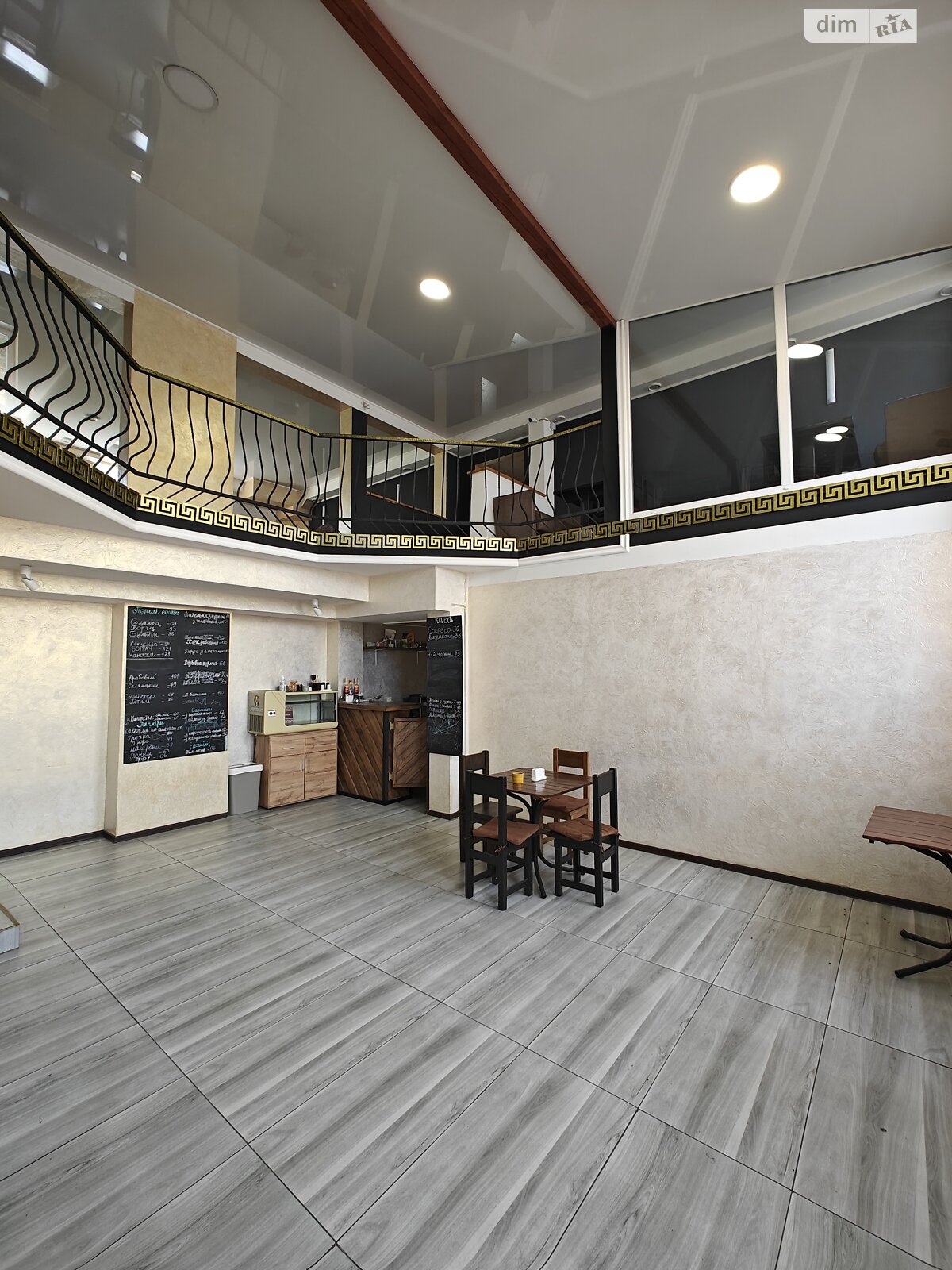 Коммерческое помещение в Тернополе, продажа по Бережанская улица, район Дружба, цена: 240 000 долларов за объект фото 1 Коммерческое помещение в Тернополе, продажа по Бережанская улица, район Дружба, цена: 240 000 долларов за объект фото 1