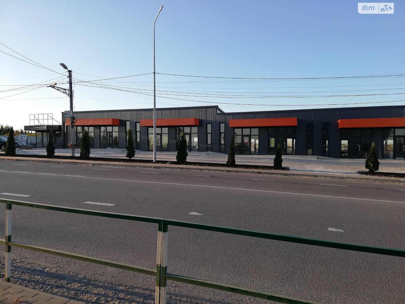 Коммерческое помещение в Подгородном, Стрыйская улица, цена продажи: 74 400 долларов за объект фото 1