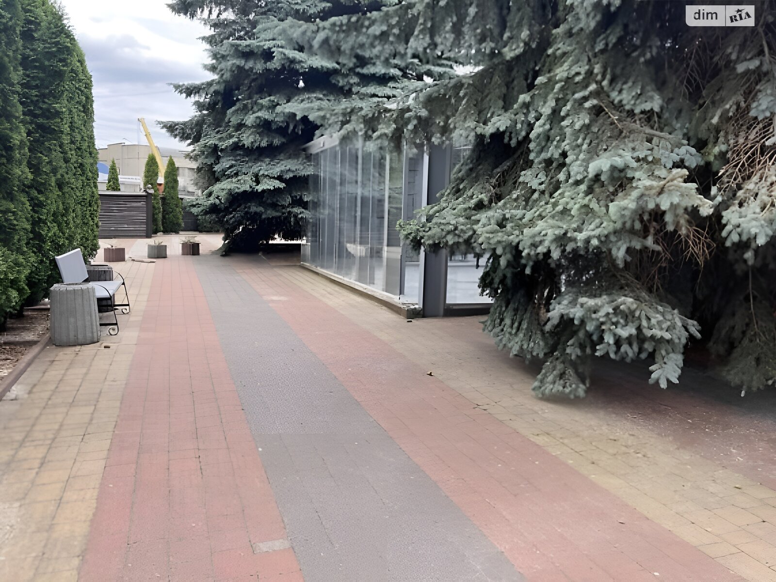 Комерційне приміщення в Тернополі, продаж по Окружна вулиця, район Дружба, ціна: 2 600 000 доларів за об’єкт фото 1 Комерційне приміщення в Тернополі, продаж по Окружна вулиця, район Дружба, ціна: 2 600 000 доларів за об’єкт фото 1