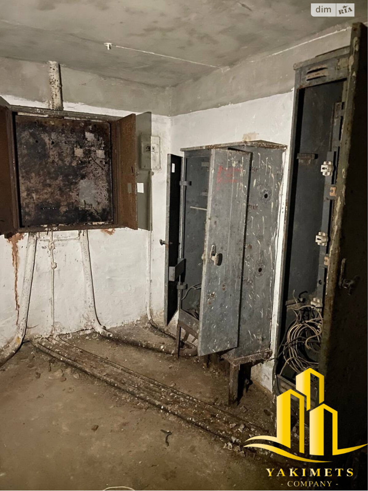 Коммерческое помещение в Тернополе, продажа по Дружбы улица 3, район Дружба, цена: 20 000 долларов за объект фото 1 Коммерческое помещение в Тернополе, продажа по Дружбы улица 3, район Дружба, цена: 20 000 долларов за объект фото 1