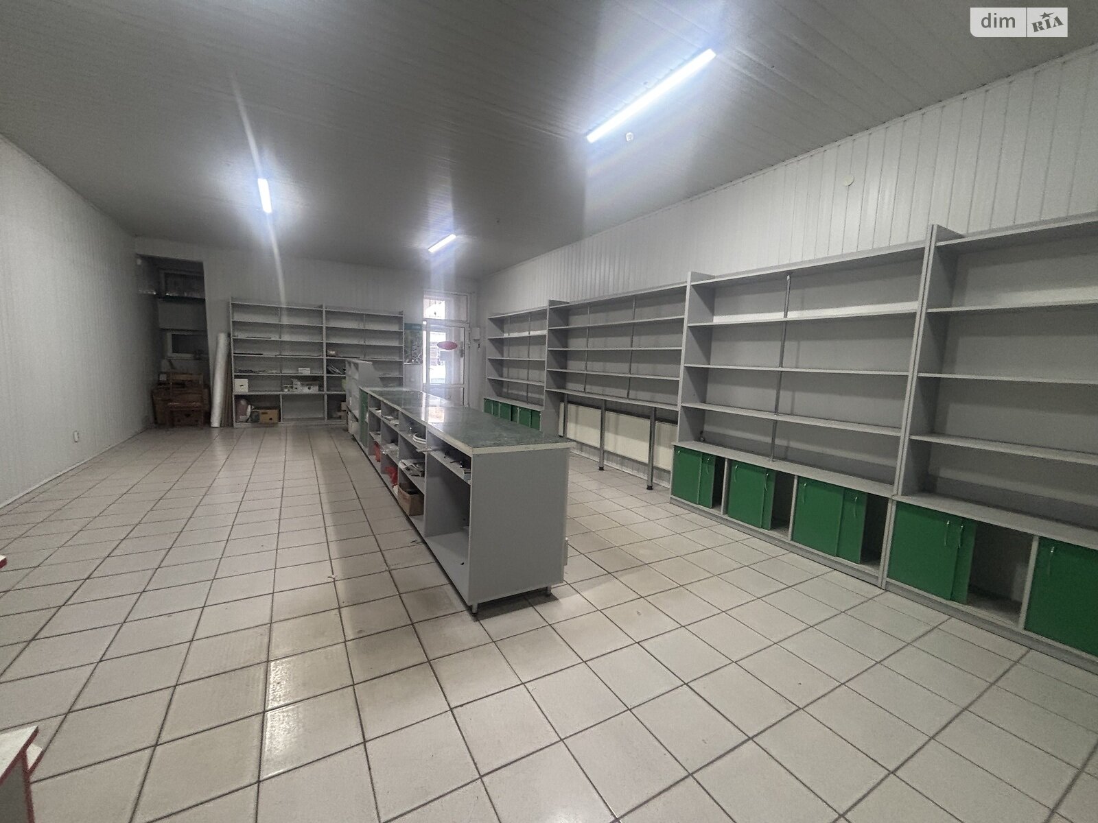 Коммерческое помещение в Тернополе, продажа по Будного Степана улица, район Дружба, цена: 88 000 долларов за объект фото 1 Коммерческое помещение в Тернополе, продажа по Будного Степана улица, район Дружба, цена: 88 000 долларов за объект фото 1