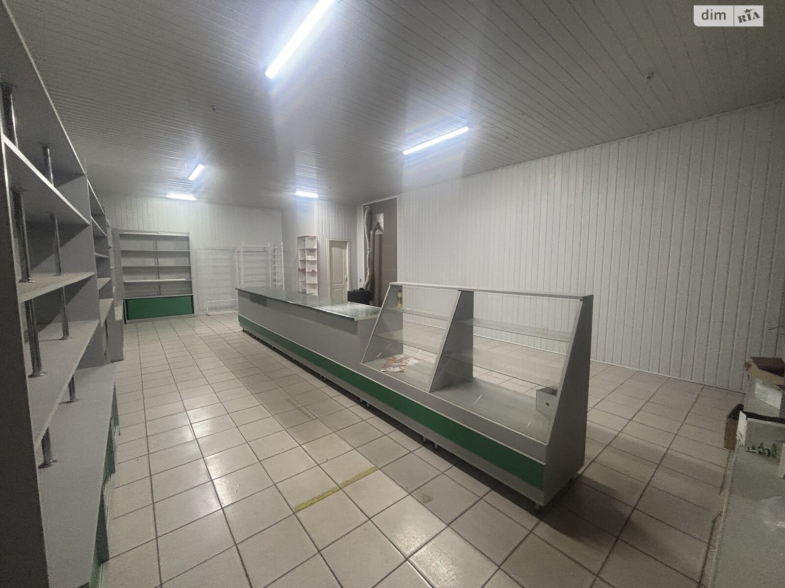 Коммерческое помещение в Тернополе, продажа по Будного Степана улица, район Дружба, цена: 88 000 долларов за объект фото 1 Коммерческое помещение в Тернополе, продажа по Будного Степана улица, район Дружба, цена: 88 000 долларов за объект фото 1