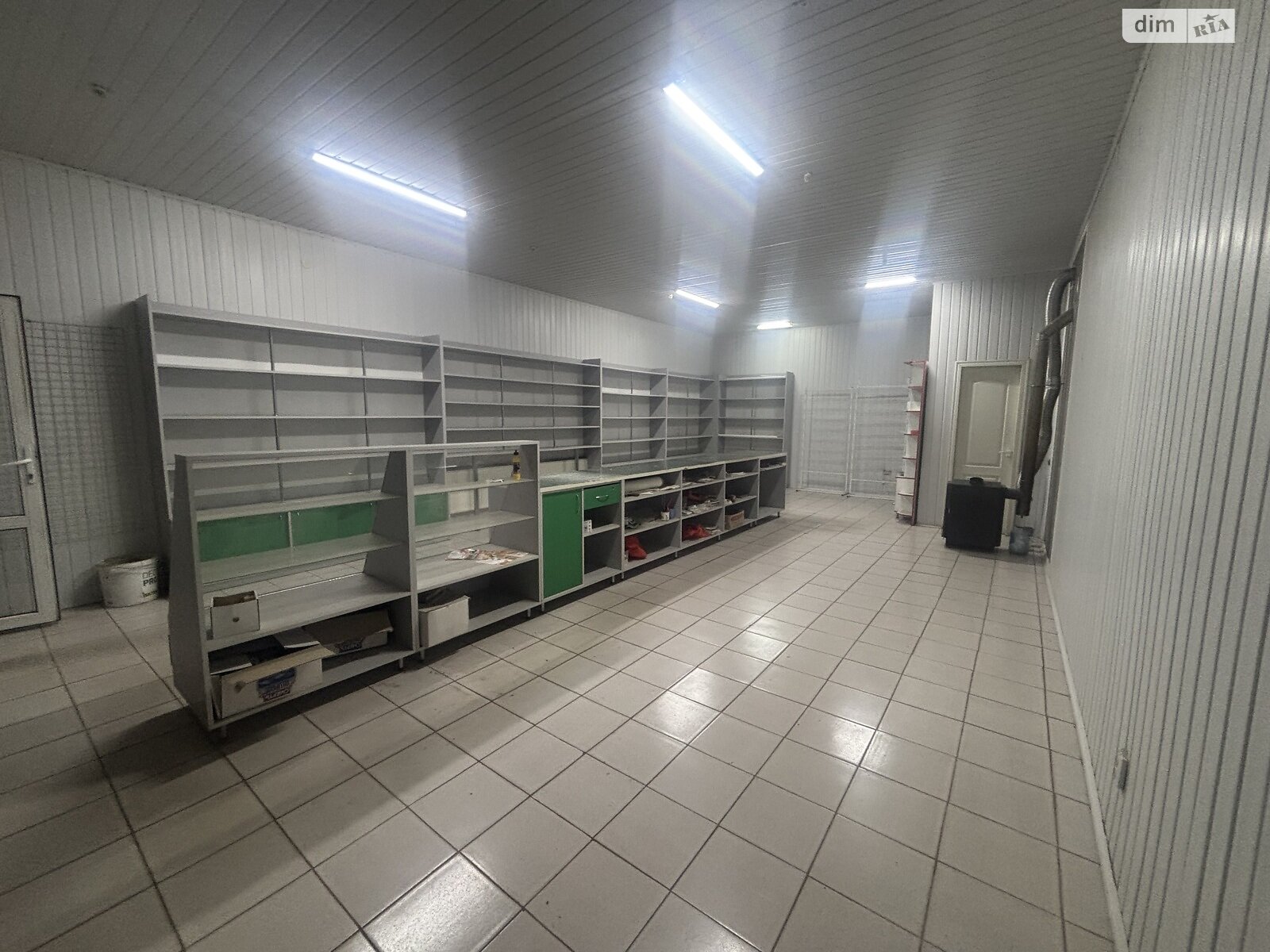 Коммерческое помещение в Тернополе, продажа по Будного Степана улица, район Дружба, цена: 88 000 долларов за объект фото 1 Коммерческое помещение в Тернополе, продажа по Будного Степана улица, район Дружба, цена: 88 000 долларов за объект фото 1