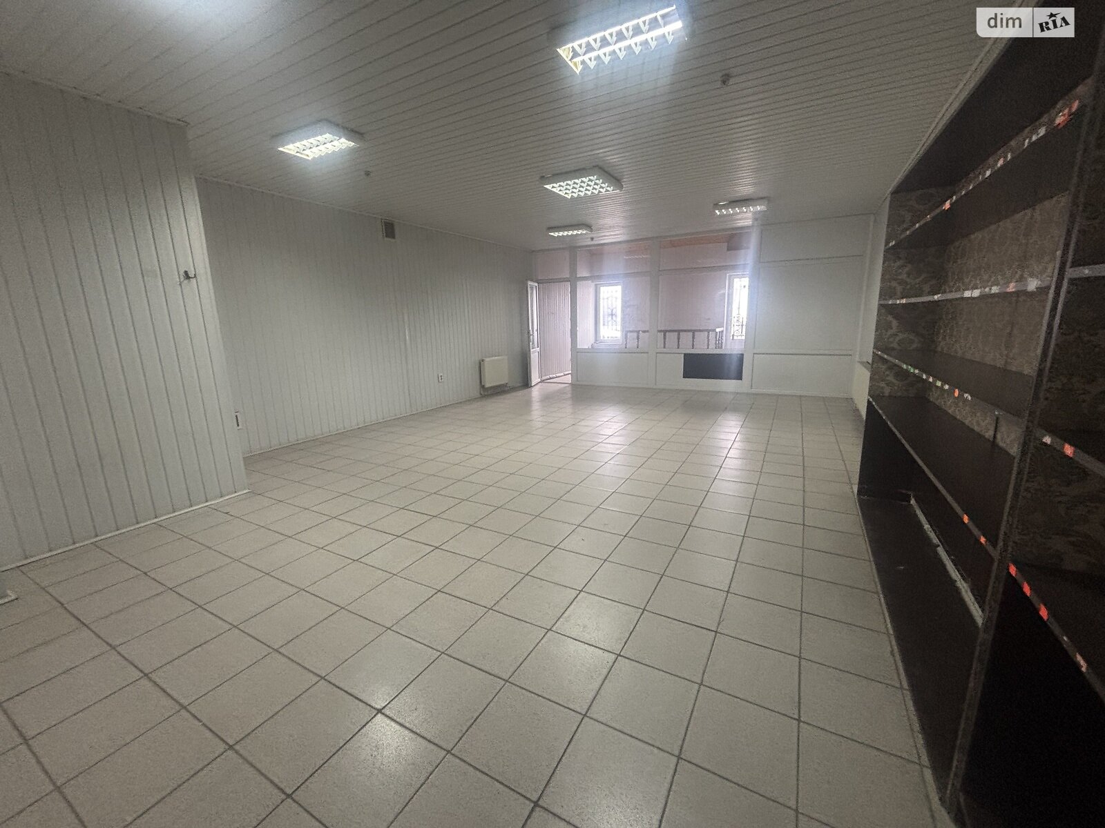 Коммерческое помещение в Тернополе, продажа по Будного Степана улица, район Дружба, цена: 88 000 долларов за объект фото 1 Коммерческое помещение в Тернополе, продажа по Будного Степана улица, район Дружба, цена: 88 000 долларов за объект фото 1