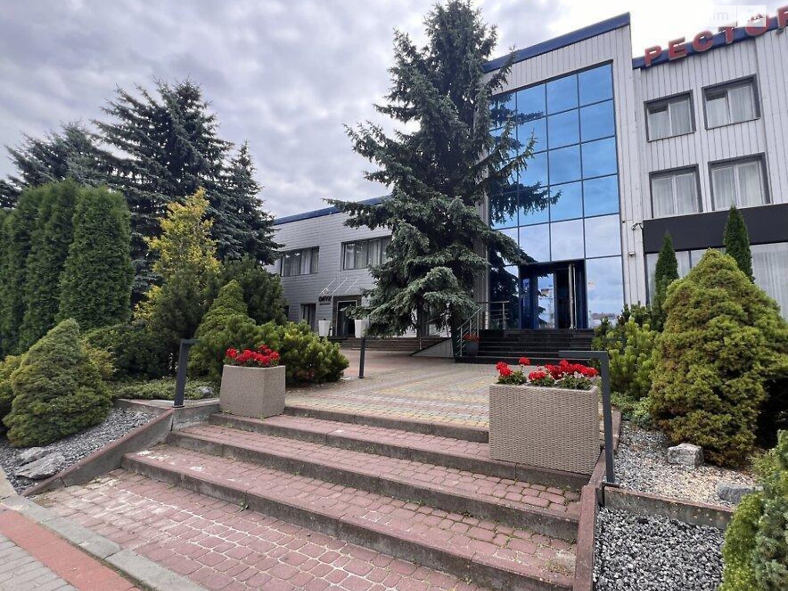 Комерційне приміщення в Тернополі, продаж по Окружна вулиця, район Дружба, ціна: 3 025 399 доларів за об’єкт фото 1 Комерційне приміщення в Тернополі, продаж по Окружна вулиця, район Дружба, ціна: 3 025 399 доларів за об’єкт фото 1