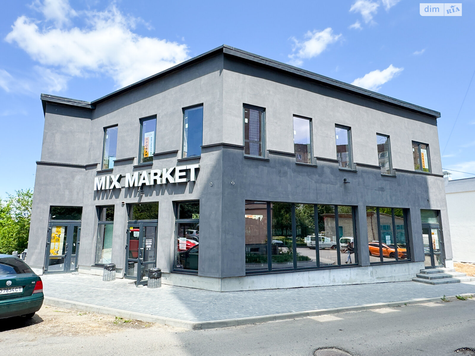 Коммерческое помещение в Тернополе, продажа по Просвещения бульвар, район Дружба, цена: 150 000 долларов за объект фото 1 Коммерческое помещение в Тернополе, продажа по Просвещения бульвар, район Дружба, цена: 150 000 долларов за объект фото 1