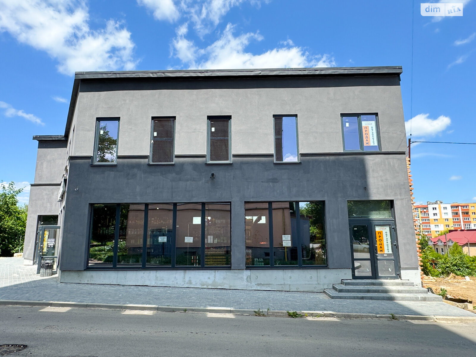 Коммерческое помещение в Тернополе, продажа по Просвещения бульвар, район Дружба, цена: 150 000 долларов за объект фото 1 Коммерческое помещение в Тернополе, продажа по Просвещения бульвар, район Дружба, цена: 150 000 долларов за объект фото 1