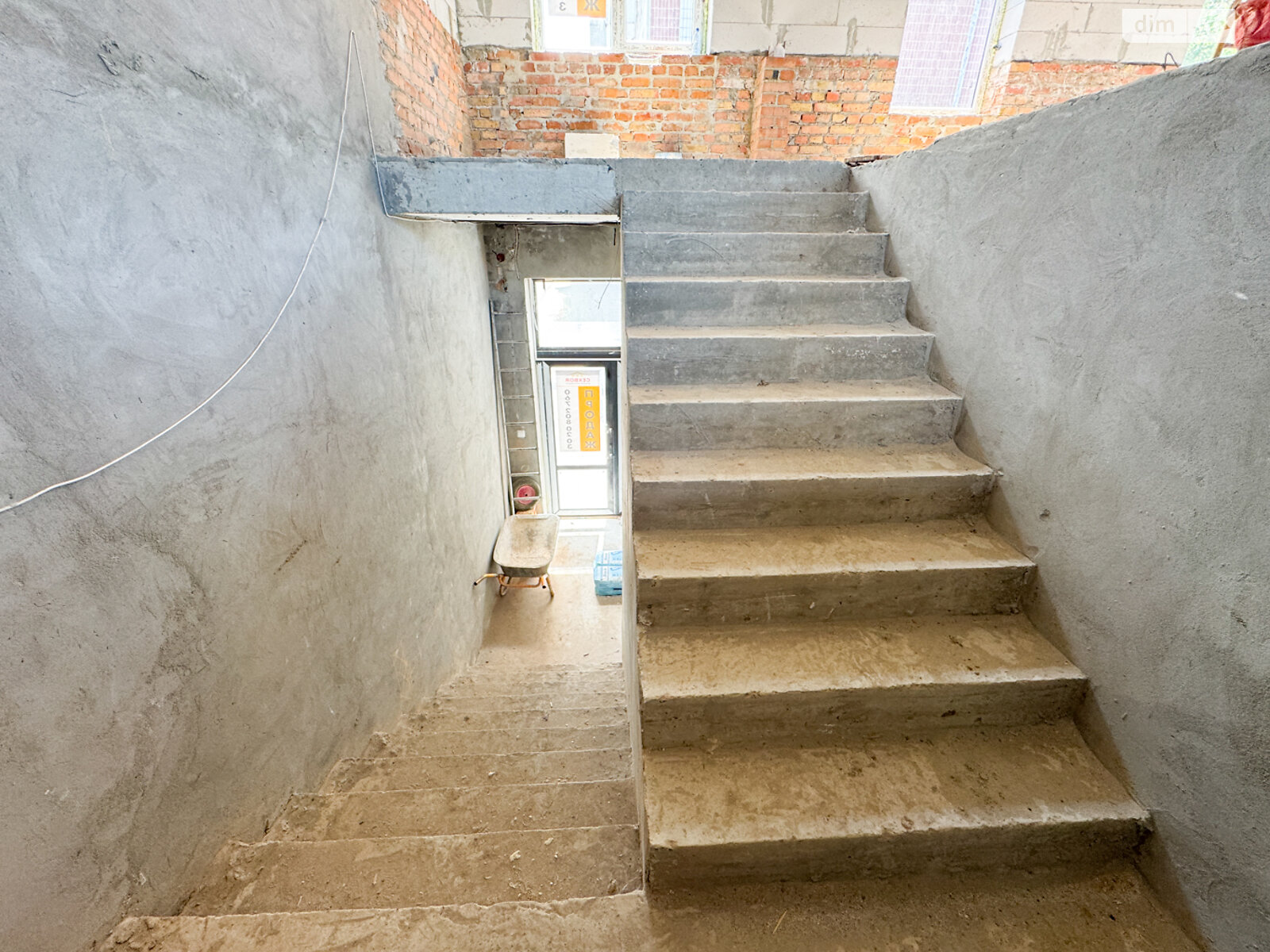 Коммерческое помещение в Тернополе, продажа по Просвещения бульвар, район Дружба, цена: 150 000 долларов за объект фото 1 Коммерческое помещение в Тернополе, продажа по Просвещения бульвар, район Дружба, цена: 150 000 долларов за объект фото 1