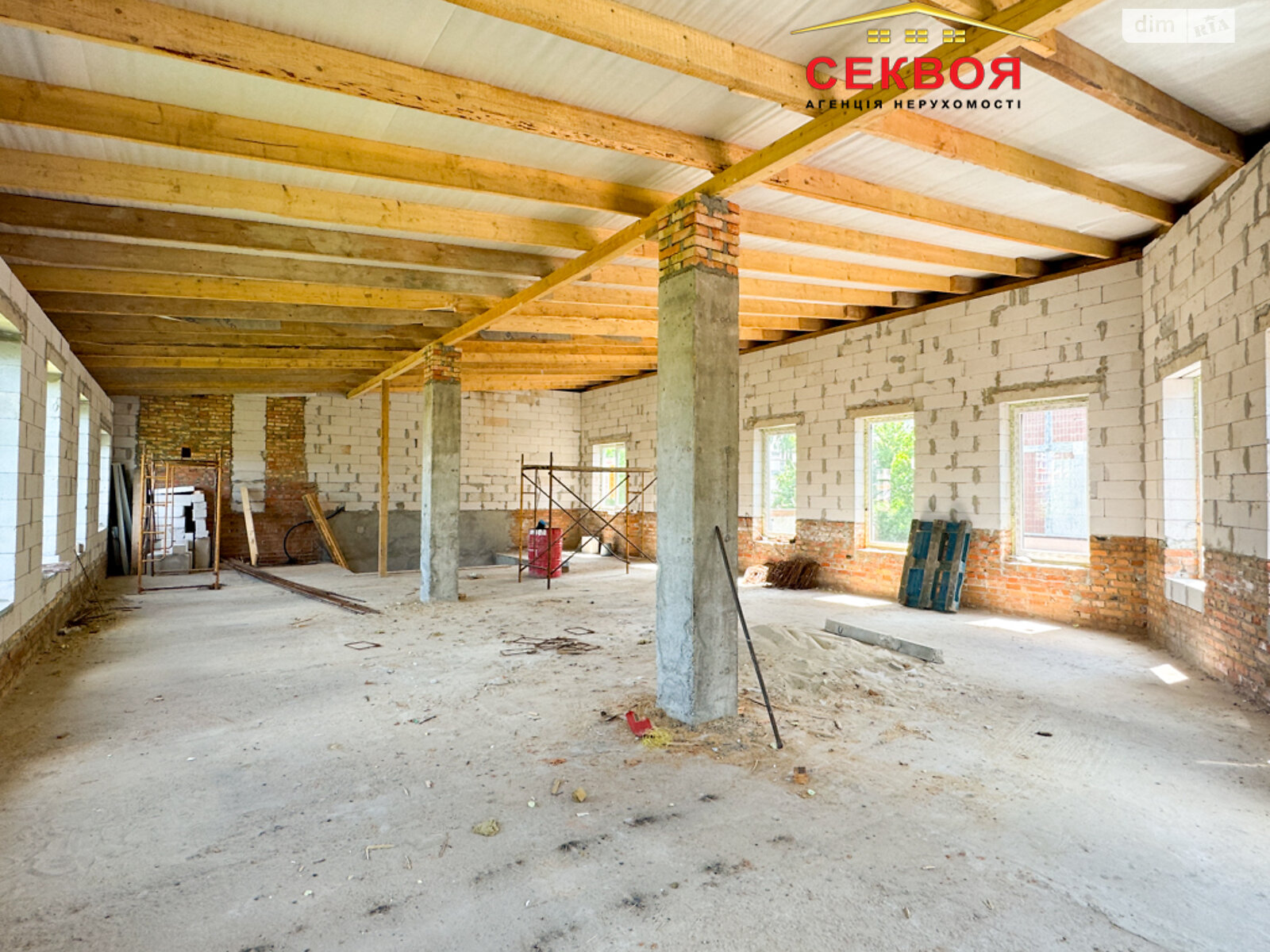 Коммерческое помещение в Тернополе, продажа по Просвещения бульвар, район Дружба, цена: 150 000 долларов за объект фото 1 Коммерческое помещение в Тернополе, продажа по Просвещения бульвар, район Дружба, цена: 150 000 долларов за объект фото 1