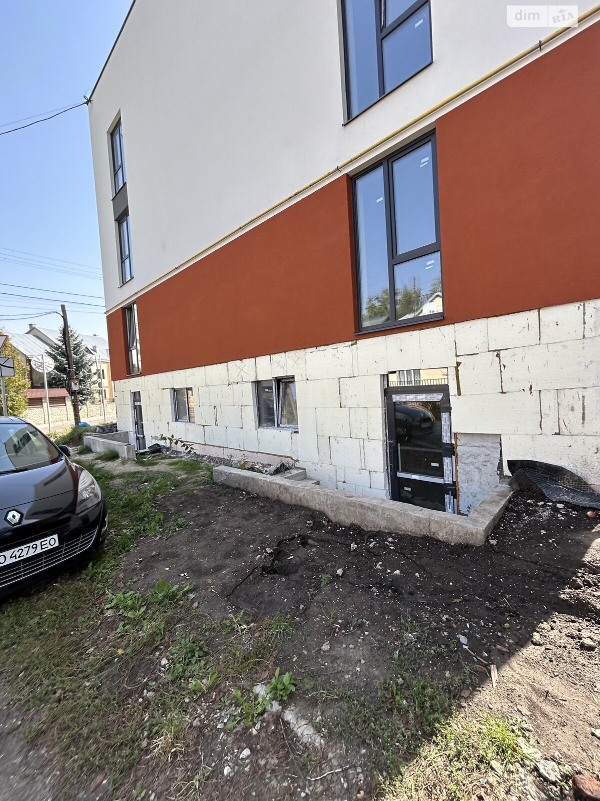 Комерційне приміщення в Тернополі, продаж по Загребельна вулиця, район Дружба, ціна: 30 000 доларів за об’єкт фото 1 Комерційне приміщення в Тернополі, продаж по Загребельна вулиця, район Дружба, ціна: 30 000 доларів за об’єкт фото 1