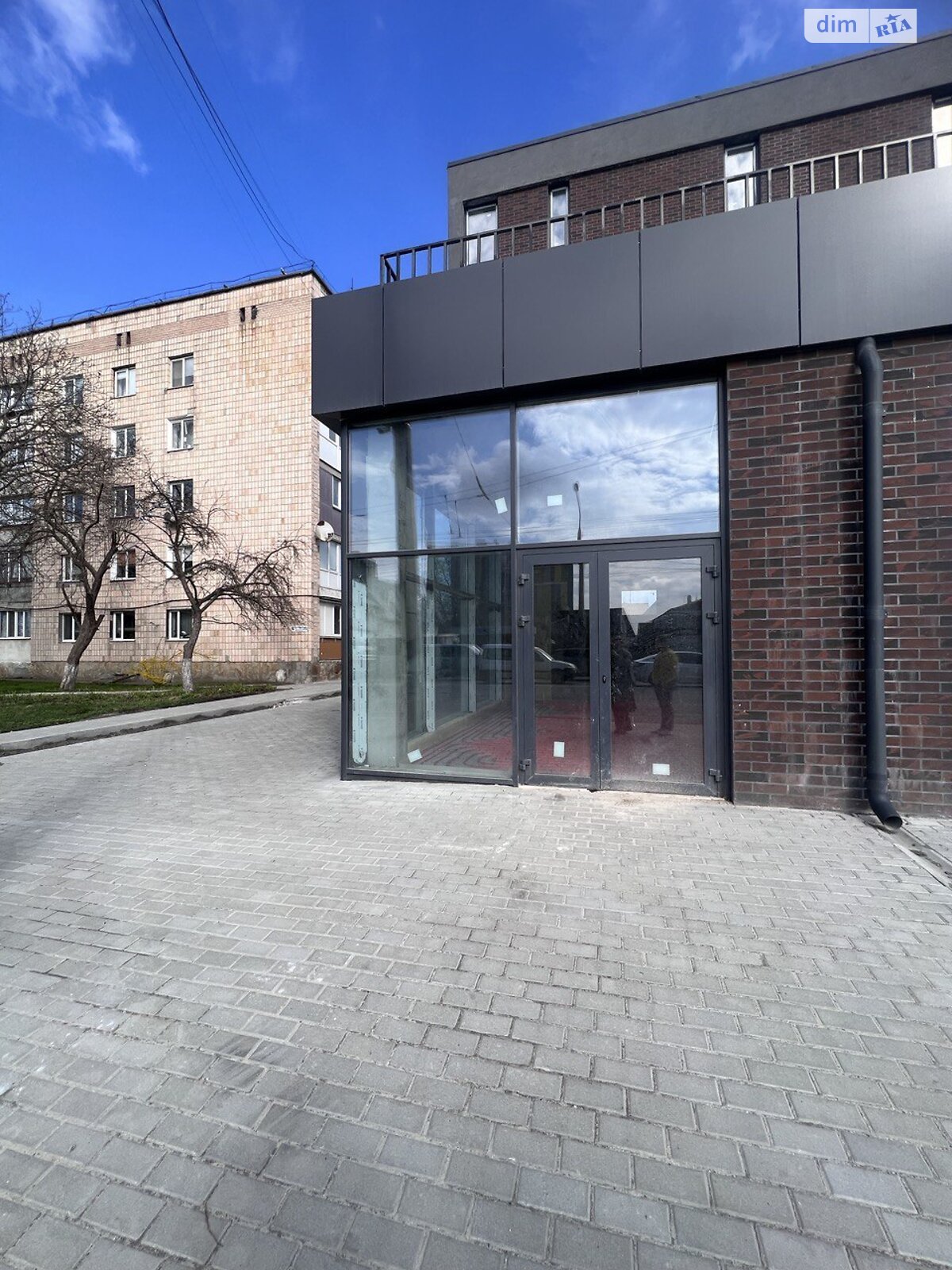 Коммерческое помещение в Тернополе, продажа по Козацкая улица, район Газопровод, цена: 162 400 долларов за объект фото 1 Коммерческое помещение в Тернополе, продажа по Козацкая улица, район Газопровод, цена: 162 400 долларов за объект фото 1