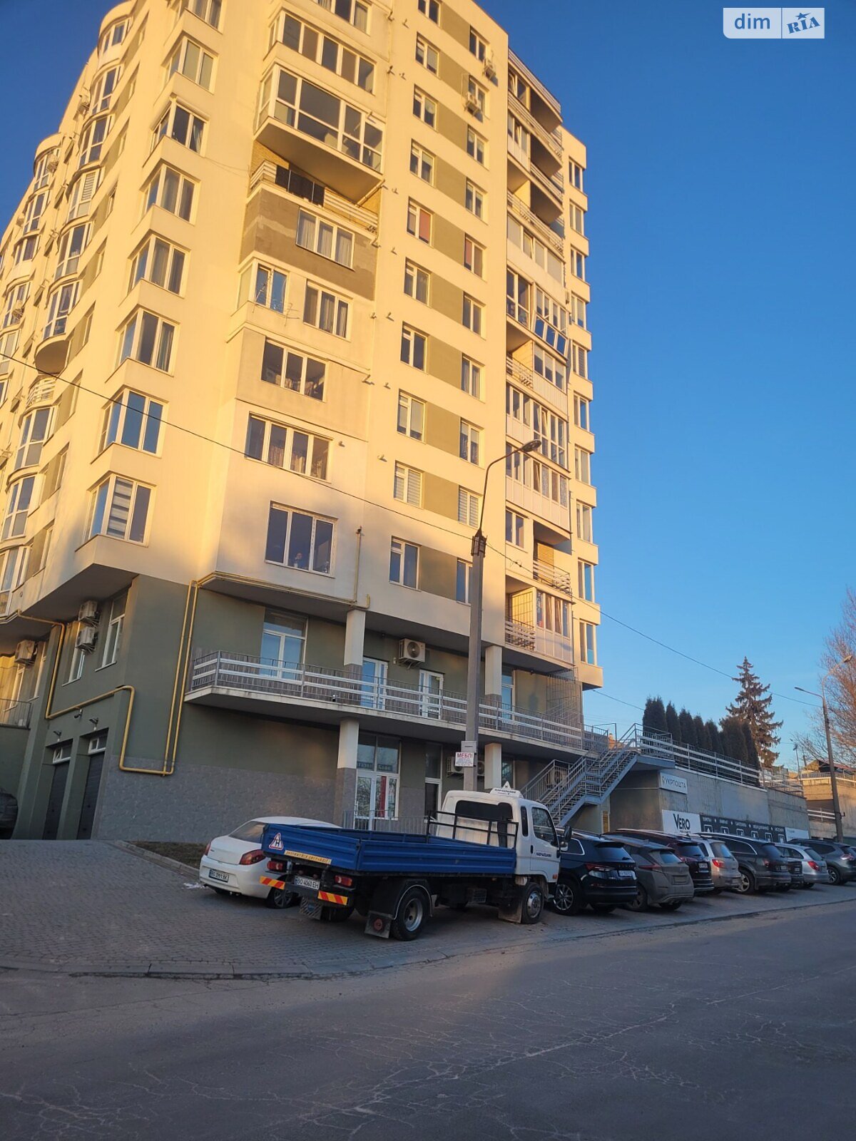 Коммерческое помещение в Тернополе, продажа по Золотогорская улица, район Кутковцы, цена: 160 000 долларов за объект фото 1 Коммерческое помещение в Тернополе, продажа по Золотогорская улица, район Кутковцы, цена: 160 000 долларов за объект фото 1