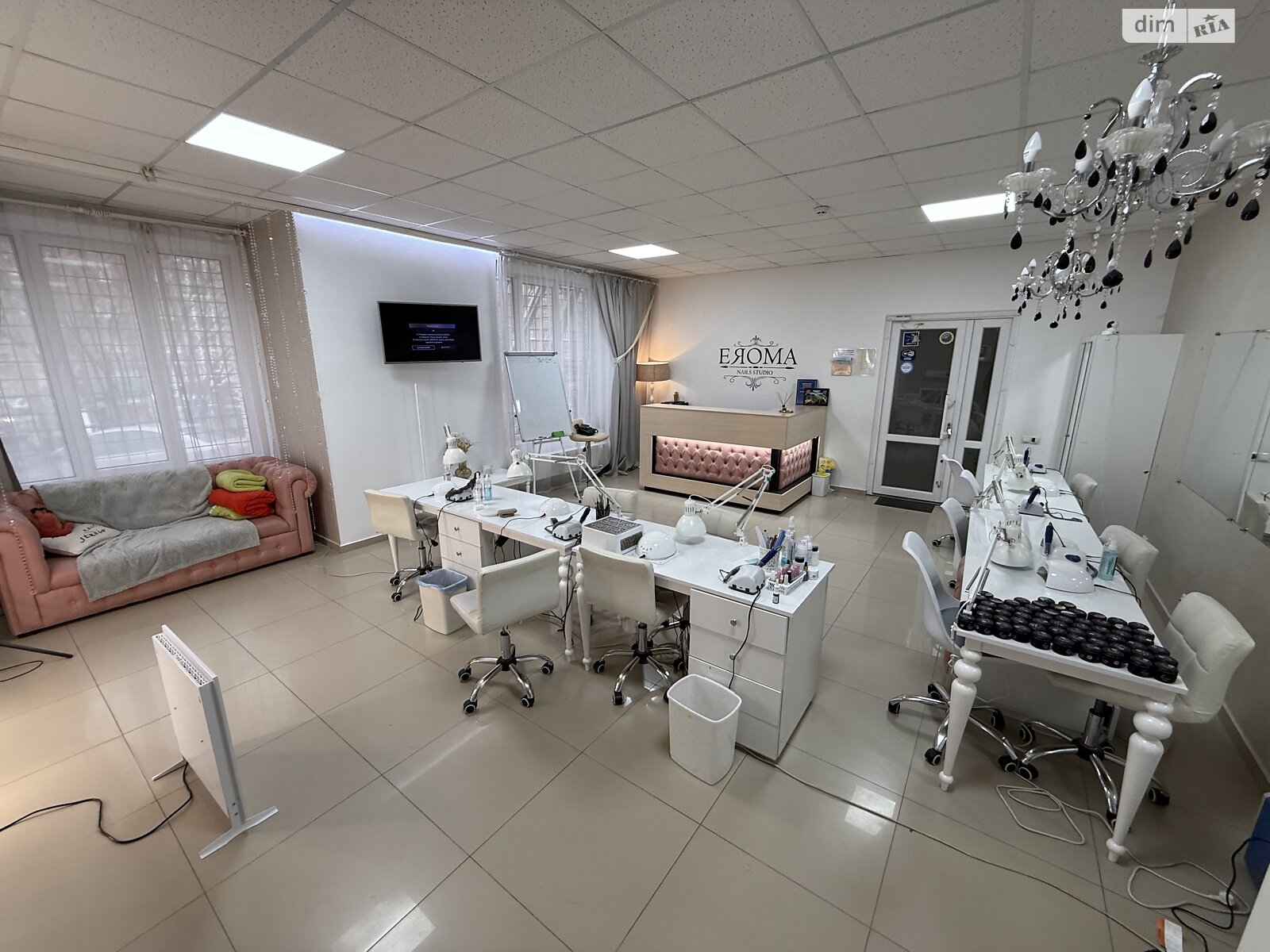 Комерційне приміщення в Тернополі, продаж по Київська вулиця 7Д, район Молодіжний, ціна: 90 000 доларів за об’єкт фото 1