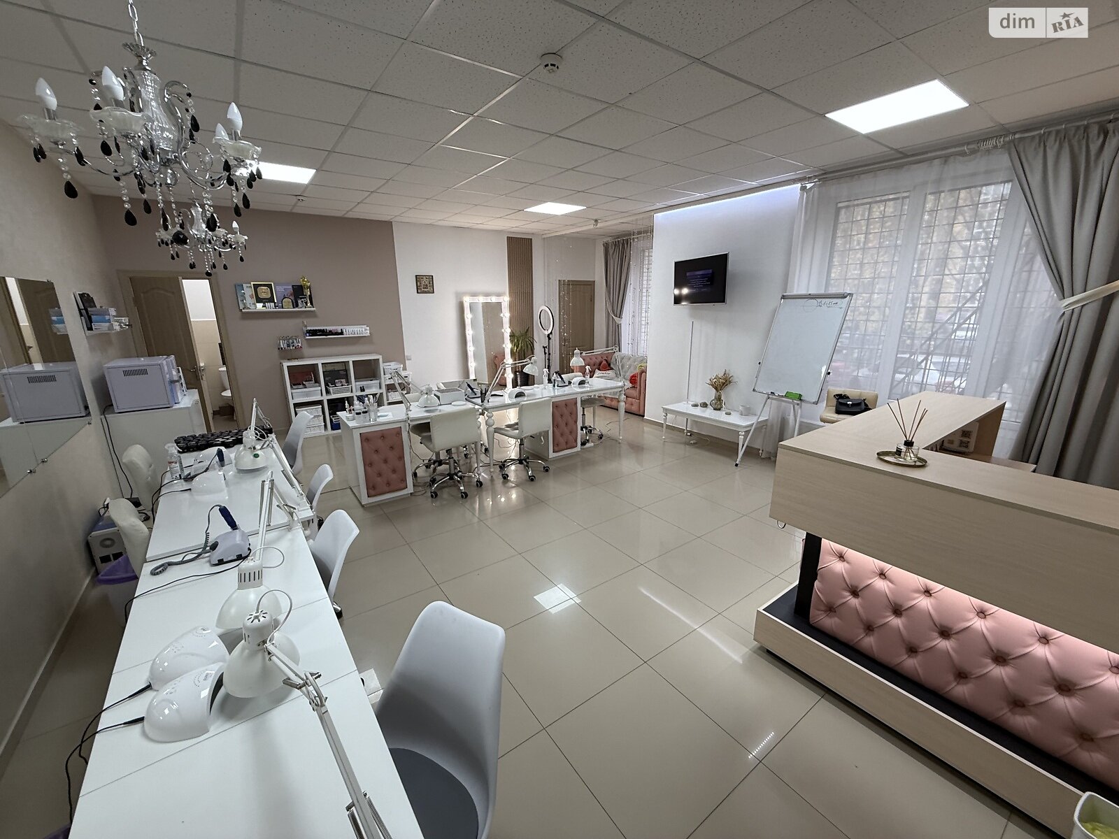 Комерційне приміщення в Тернополі, продаж по Київська вулиця 7Д, район Молодіжний, ціна: 90 000 доларів за об’єкт фото 1