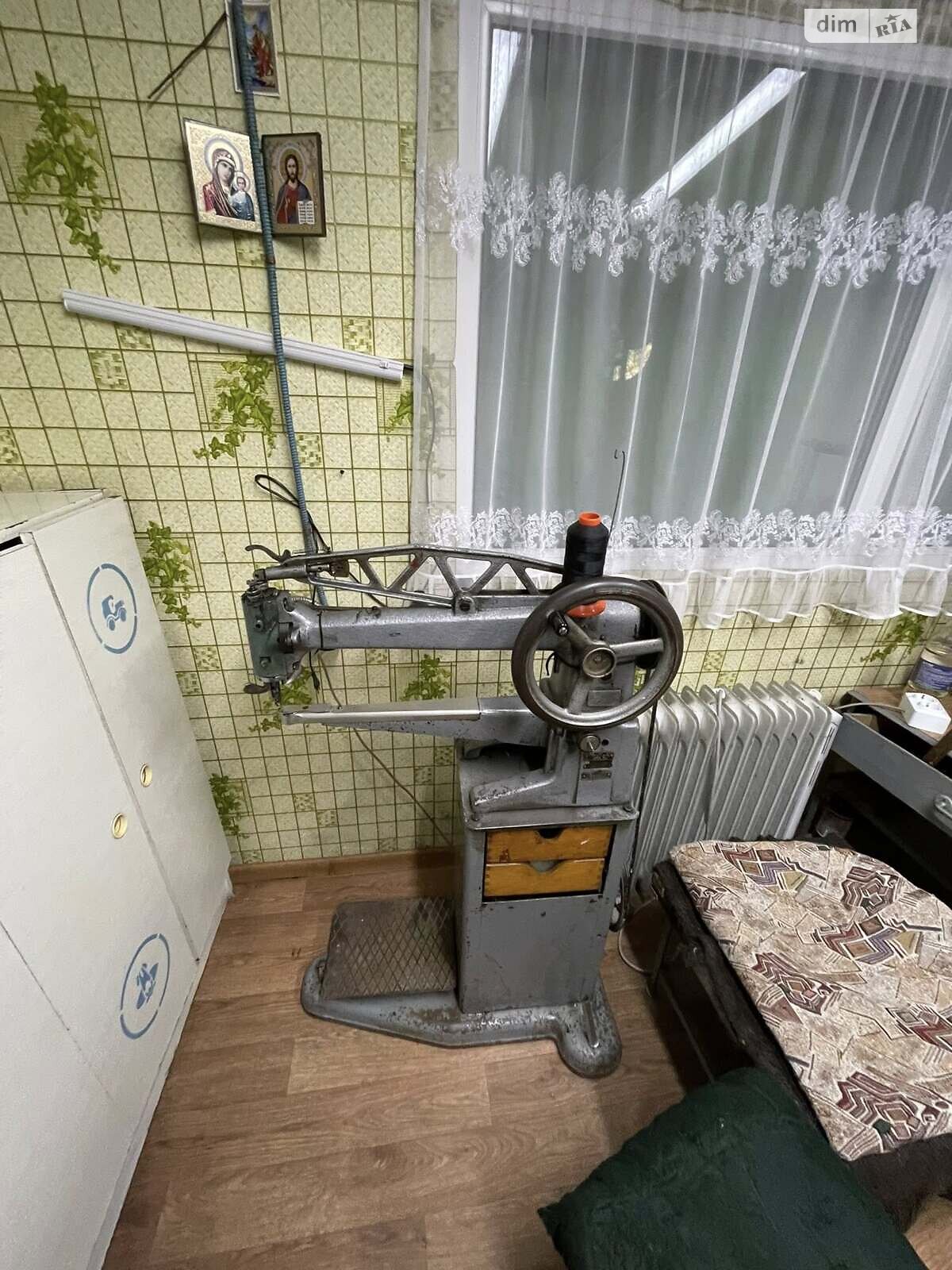 Комерційне приміщення в Тернополі, продаж по Симоненка Василя вулиця 4, район Молодіжний, ціна: 3 000 доларів за об’єкт фото 1 Комерційне приміщення в Тернополі, продаж по Симоненка Василя вулиця 4, район Молодіжний, ціна: 3 000 доларів за об’єкт фото 1