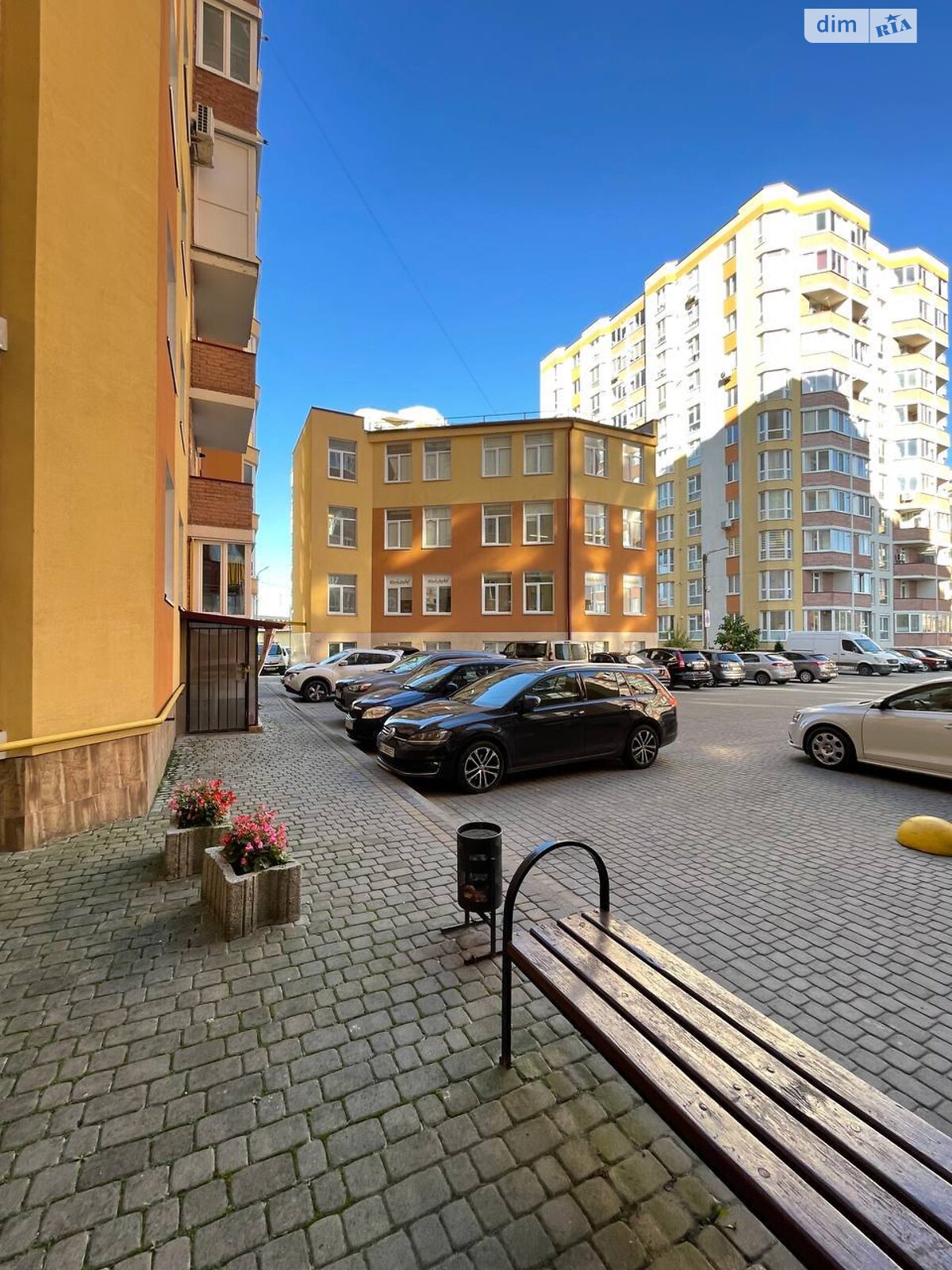 Коммерческое помещение в Тернополе, продажа по ул. Белогорская, район Оболоня, цена: 12 000 долларов за объект фото 1 Коммерческое помещение в Тернополе, продажа по ул. Белогорская, район Оболоня, цена: 12 000 долларов за объект фото 1