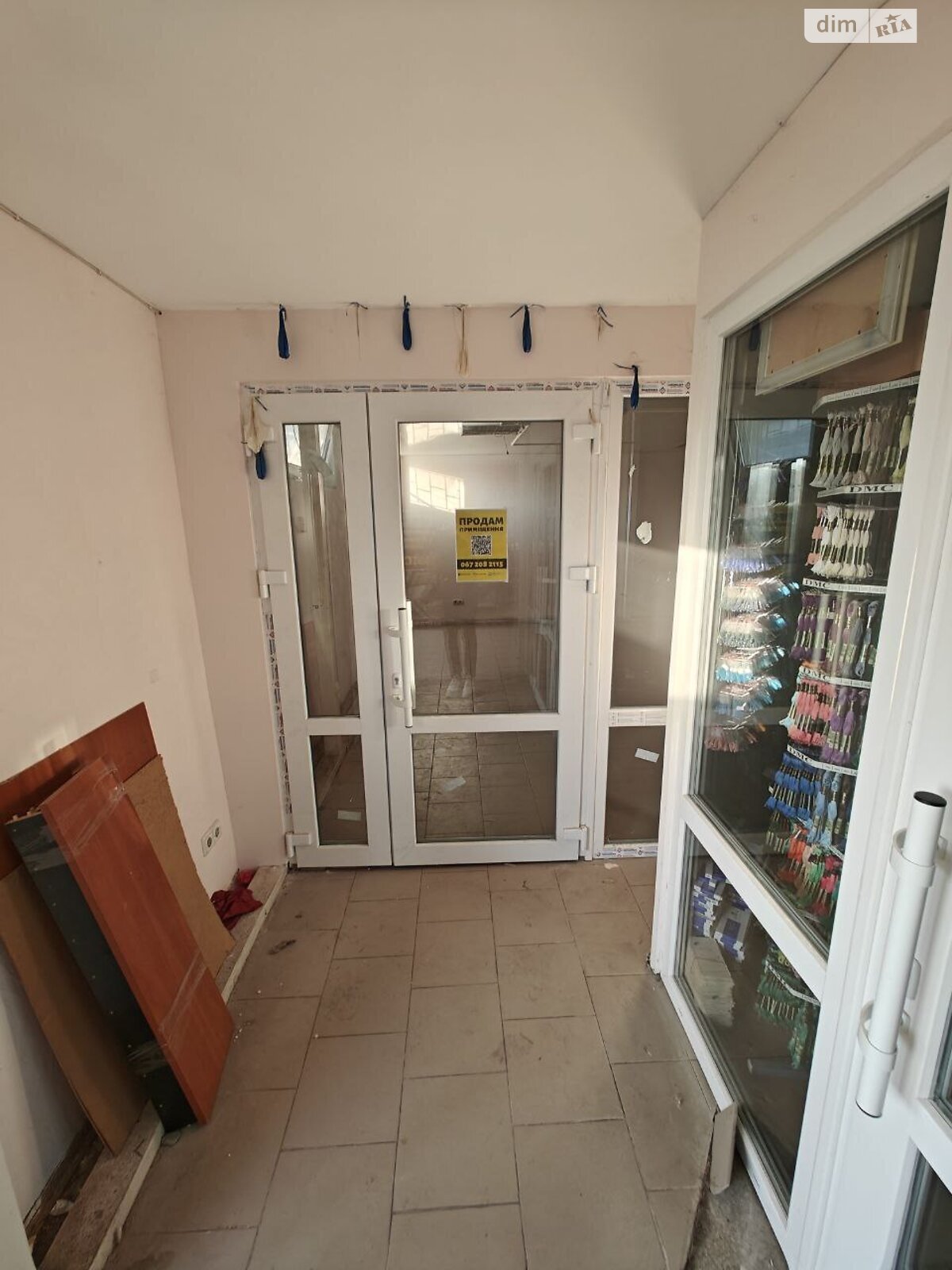Коммерческое помещение в Тернополе, продажа по Торговица (Живова Анатолия) улица 9, район Оболоня, цена: 45 000 долларов за объект фото 1 Коммерческое помещение в Тернополе, продажа по Торговица (Живова Анатолия) улица 9, район Оболоня, цена: 45 000 долларов за объект фото 1