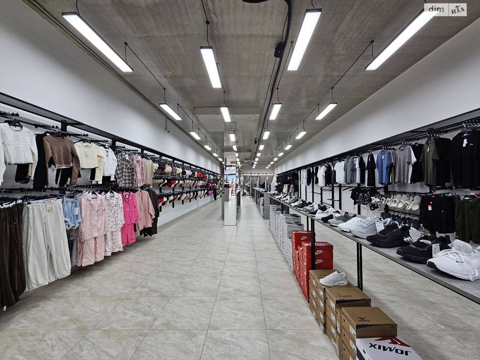 Коммерческое помещение в Тернополе, продажа по Торговица (Живова Анатолия) улица, район Оболоня, цена: 850 000 долларов за объект фото 1 Коммерческое помещение в Тернополе, продажа по Торговица (Живова Анатолия) улица, район Оболоня, цена: 850 000 долларов за объект фото 1