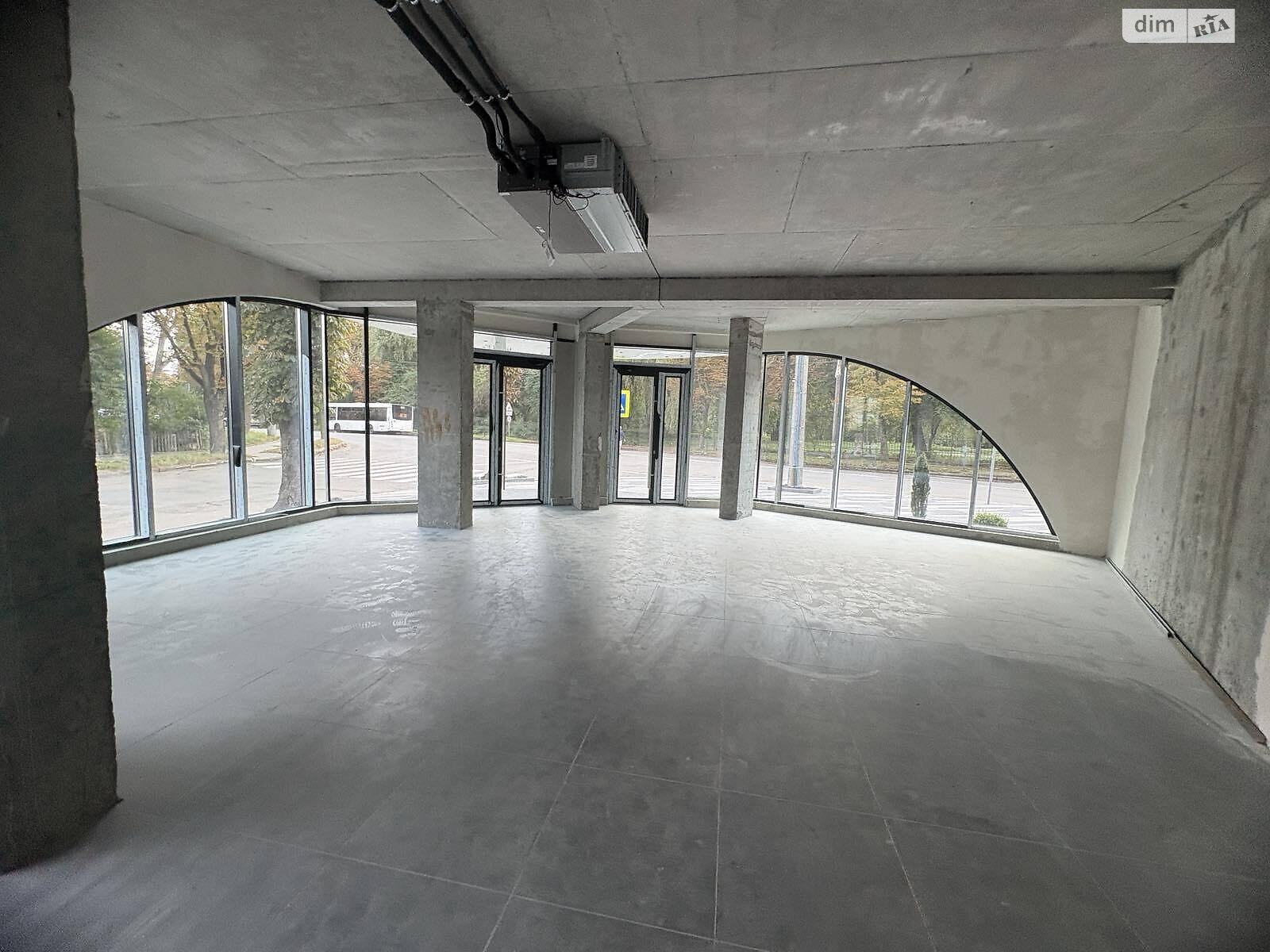 Комерційне приміщення в Тернополі, продаж по Паращука вулиця 14, район Центр, ціна: 1 020 000 доларів за об’єкт фото 1