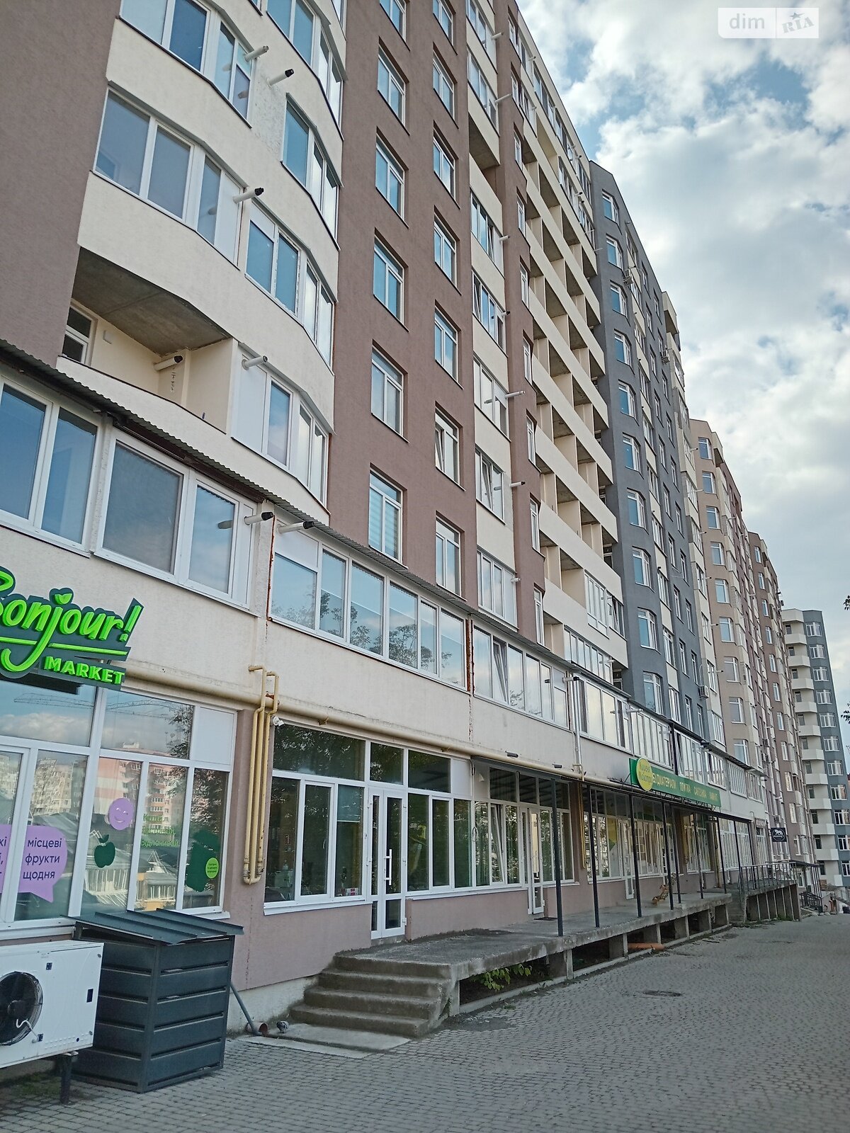 Комерційне приміщення в Тернополі, продаж по Київська вулиця, район Північний, ціна: 150 000 доларів за об’єкт фото 1 Комерційне приміщення в Тернополі, продаж по Київська вулиця, район Північний, ціна: 150 000 доларів за об’єкт фото 1