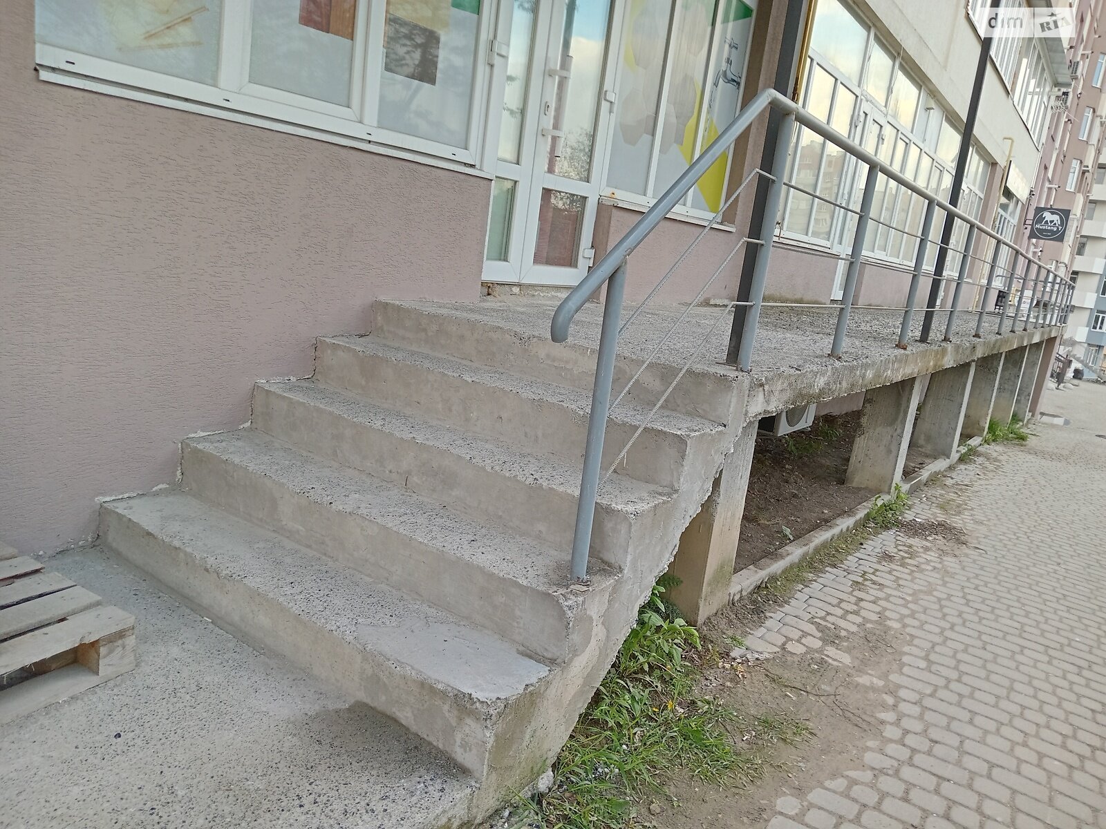 Комерційне приміщення в Тернополі, продаж по Київська вулиця, район Північний, ціна: 150 000 доларів за об’єкт фото 1 Комерційне приміщення в Тернополі, продаж по Київська вулиця, район Північний, ціна: 150 000 доларів за об’єкт фото 1
