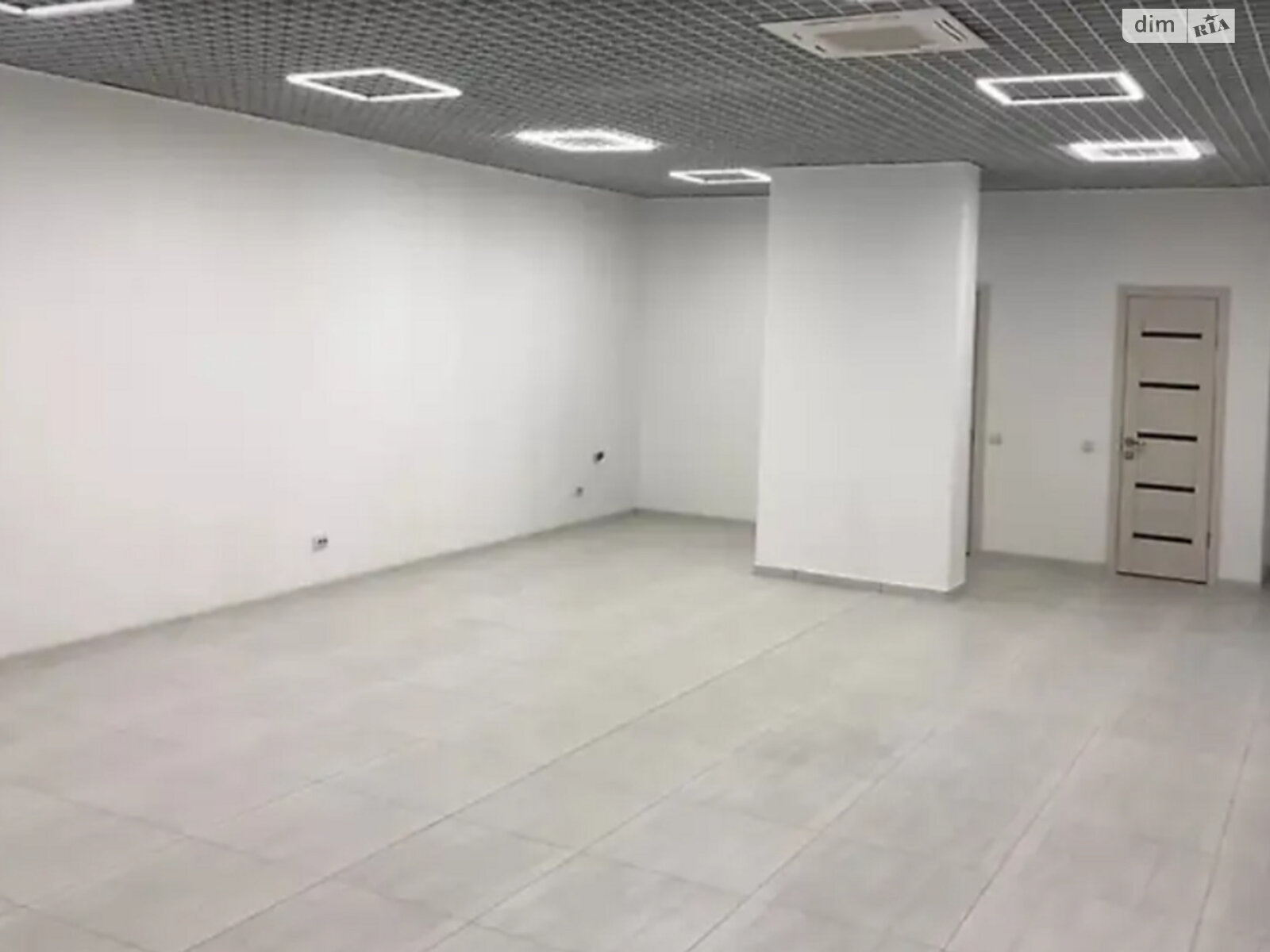 Коммерческое помещение в Тернополе, Шептицького Митрополита, цена: продажи 99 900 долларов за объект фото 1 Коммерческое помещение в Тернополе, Шептицького Митрополита, цена продажи: 99 900 долларов за объект фото 1