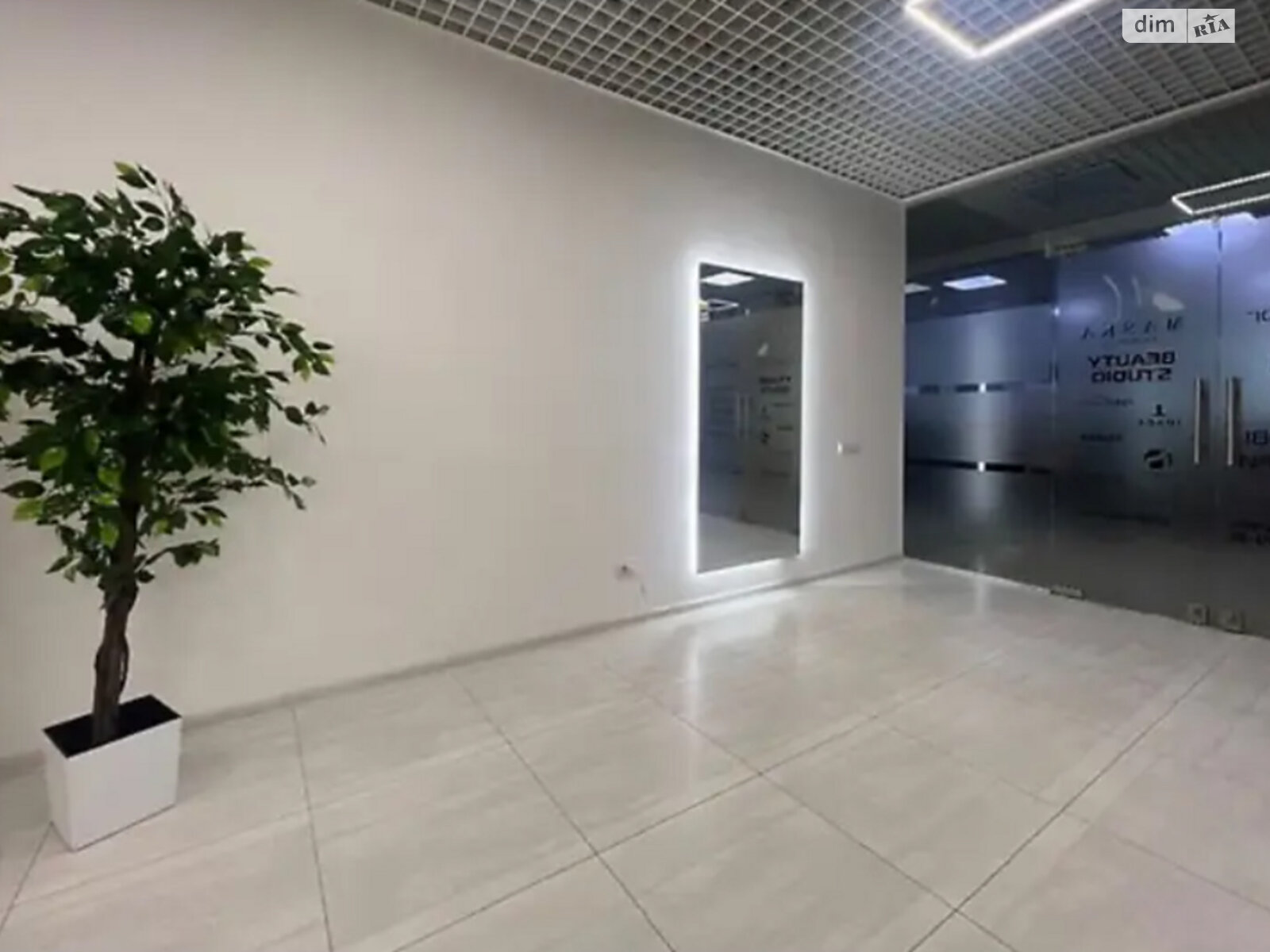 Коммерческое помещение в Тернополе, Шептицького Митрополита, цена: продажи 99 900 долларов за объект фото 1 Коммерческое помещение в Тернополе, Шептицького Митрополита, цена продажи: 99 900 долларов за объект фото 1