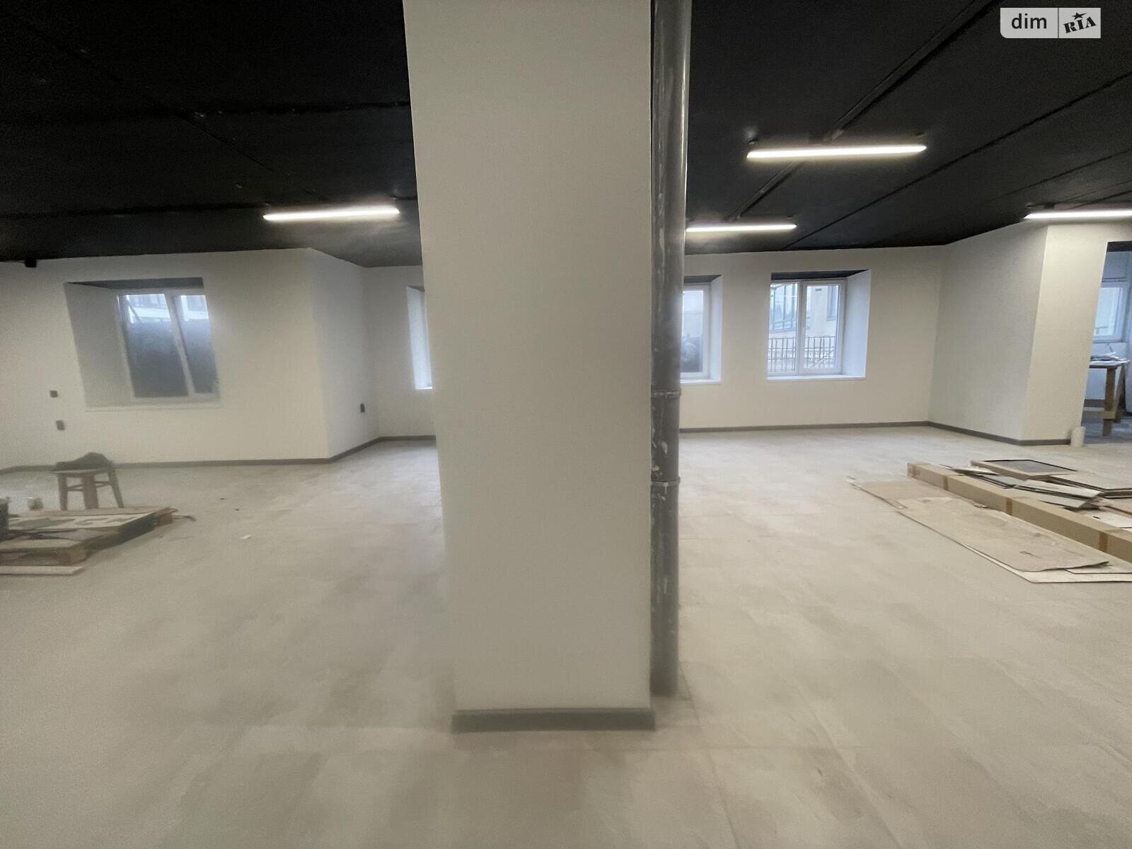 Коммерческое помещение в Тернополе, продажа по Энергетическая улица, район Старый парк, цена: 122 000 долларов за объект фото 1