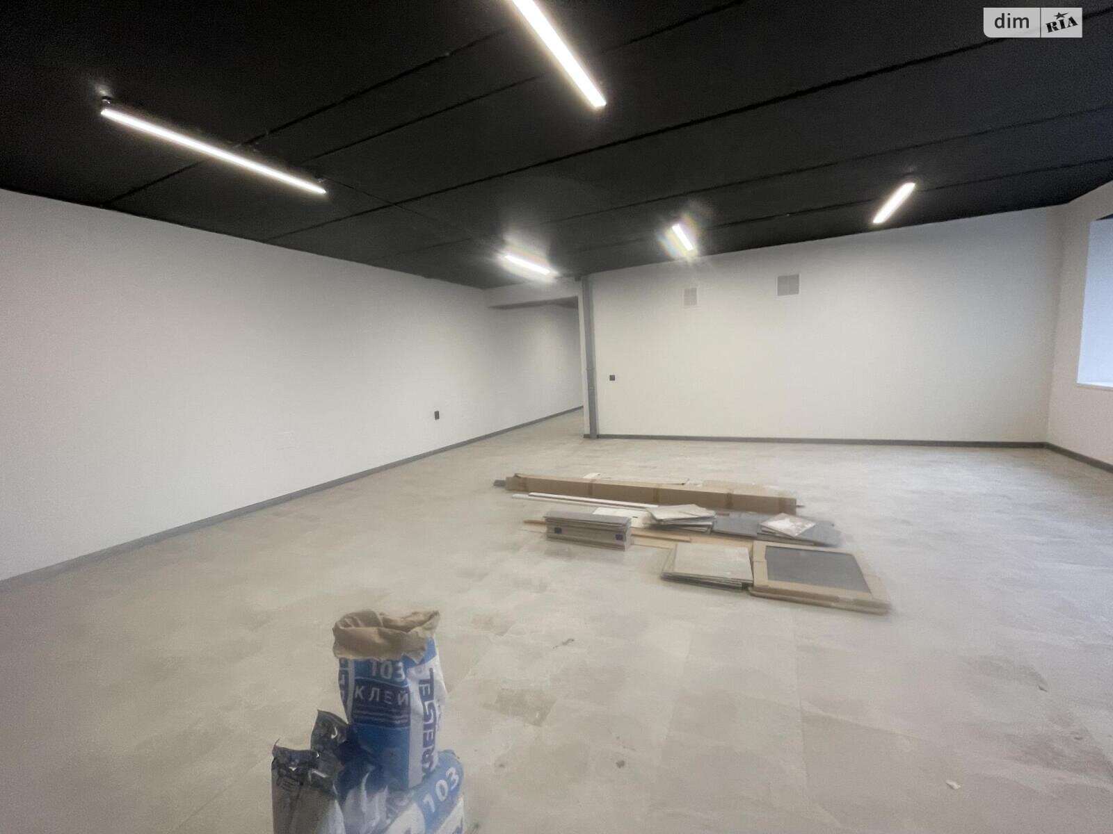 Коммерческое помещение в Тернополе, продажа по Энергетическая улица, район Старый парк, цена: 122 000 долларов за объект фото 1