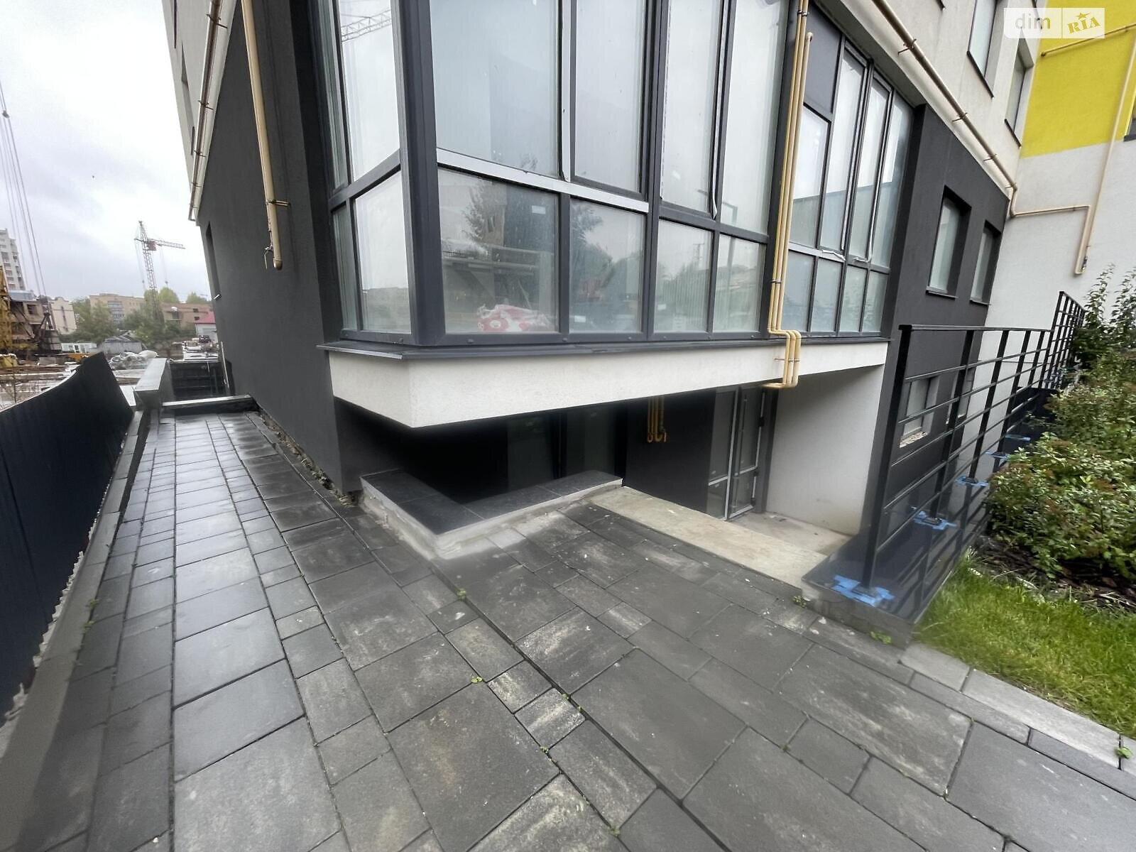 Коммерческое помещение в Тернополе, продажа по Энергетическая улица, район Старый парк, цена: 72 000 долларов за объект фото 1 Коммерческое помещение в Тернополе, продажа по Энергетическая улица, район Старый парк, цена: 72 000 долларов за объект фото 1