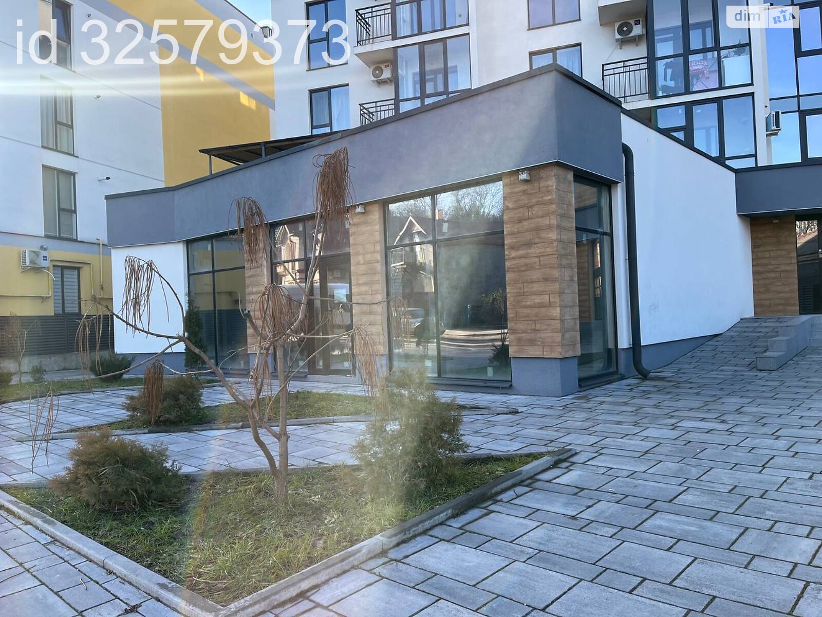 Коммерческое помещение в Тернополе, продажа по Веселая улица, район Старый парк, цена: 245 300 долларов за объект фото 1 Коммерческое помещение в Тернополе, продажа по Веселая улица, район Старый парк, цена: 245 300 долларов за объект фото 1