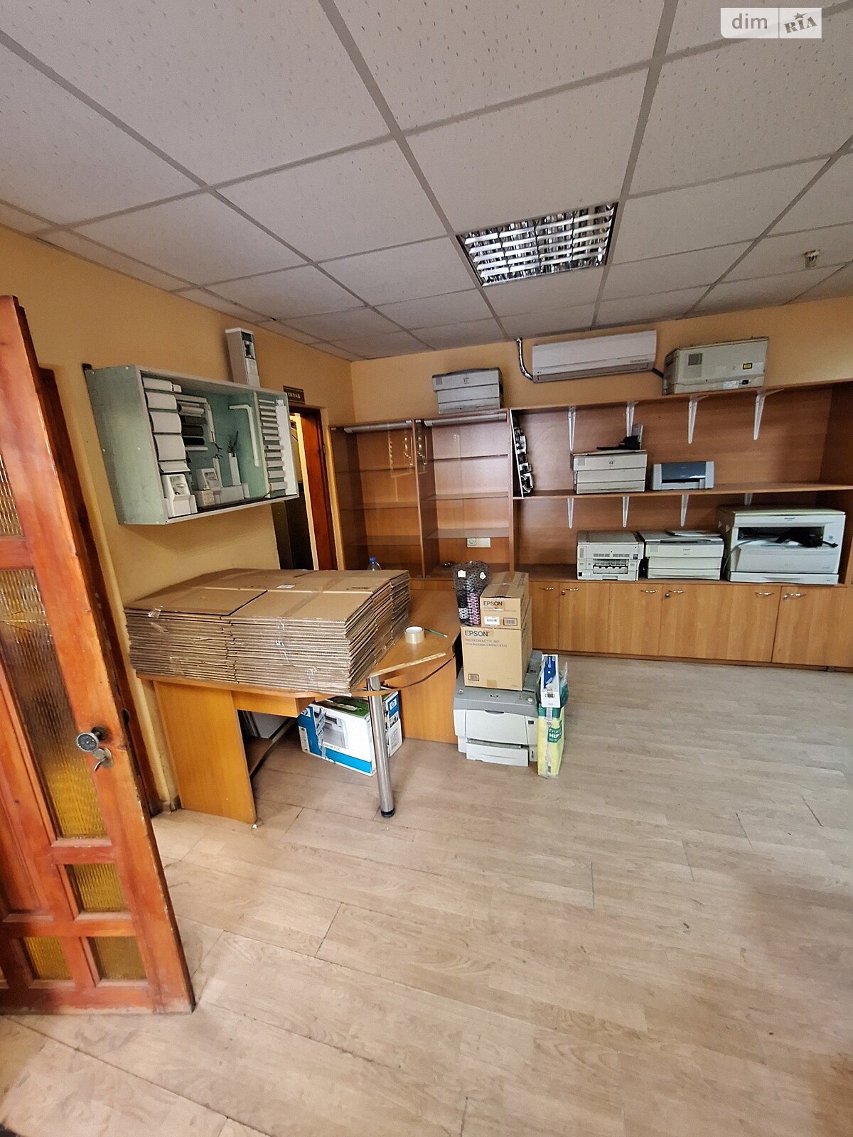 Комерційне приміщення в Тернополі, Старий Поділ (Танцорова) вулиця, ціна продажу: 50 000 доларів за об’єкт фото 1 Комерційне приміщення в Тернополі, Старий Поділ (Танцорова) вулиця, ціна продажу: 50 000 доларів за об’єкт фото 1