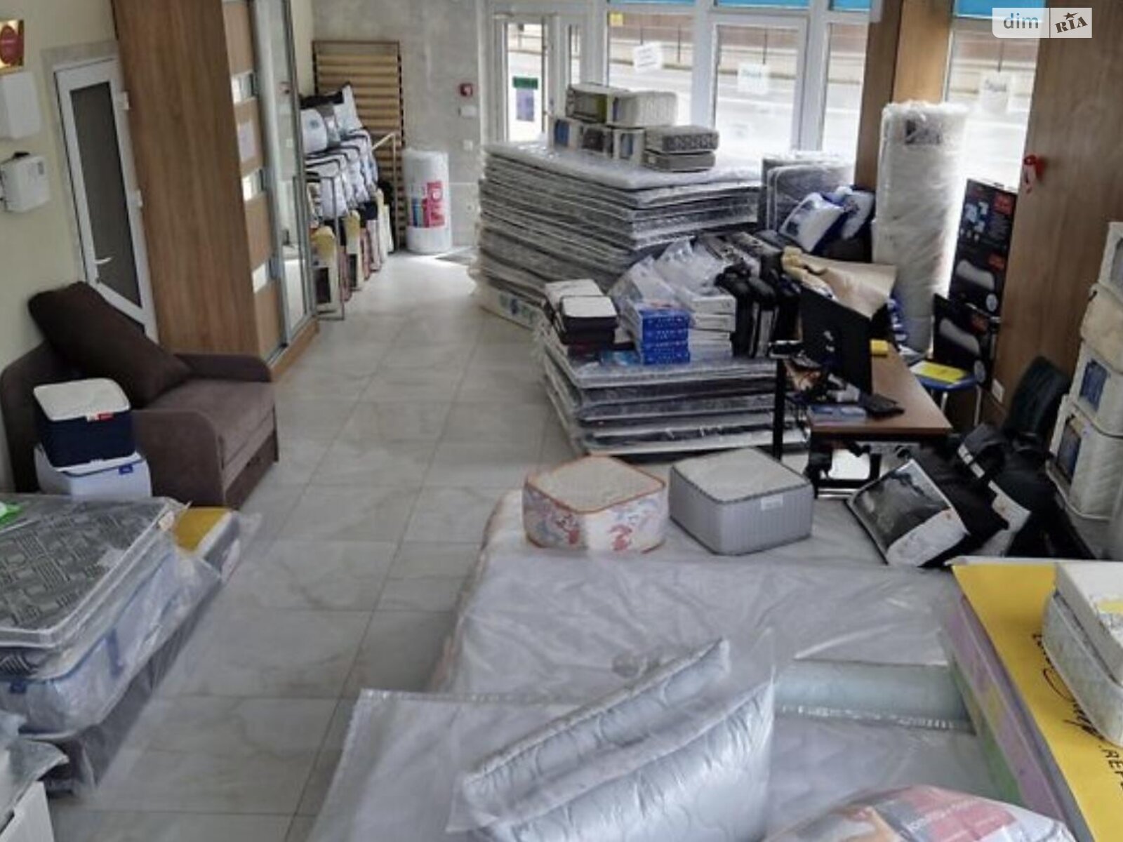 Коммерческое помещение в Тернополе, продажа по Бандеры Степана проспект, район Центр, цена: 165 000 долларов за объект фото 1 Коммерческое помещение в Тернополе, продажа по Бандеры Степана проспект, район Центр, цена: 165 000 долларов за объект фото 1