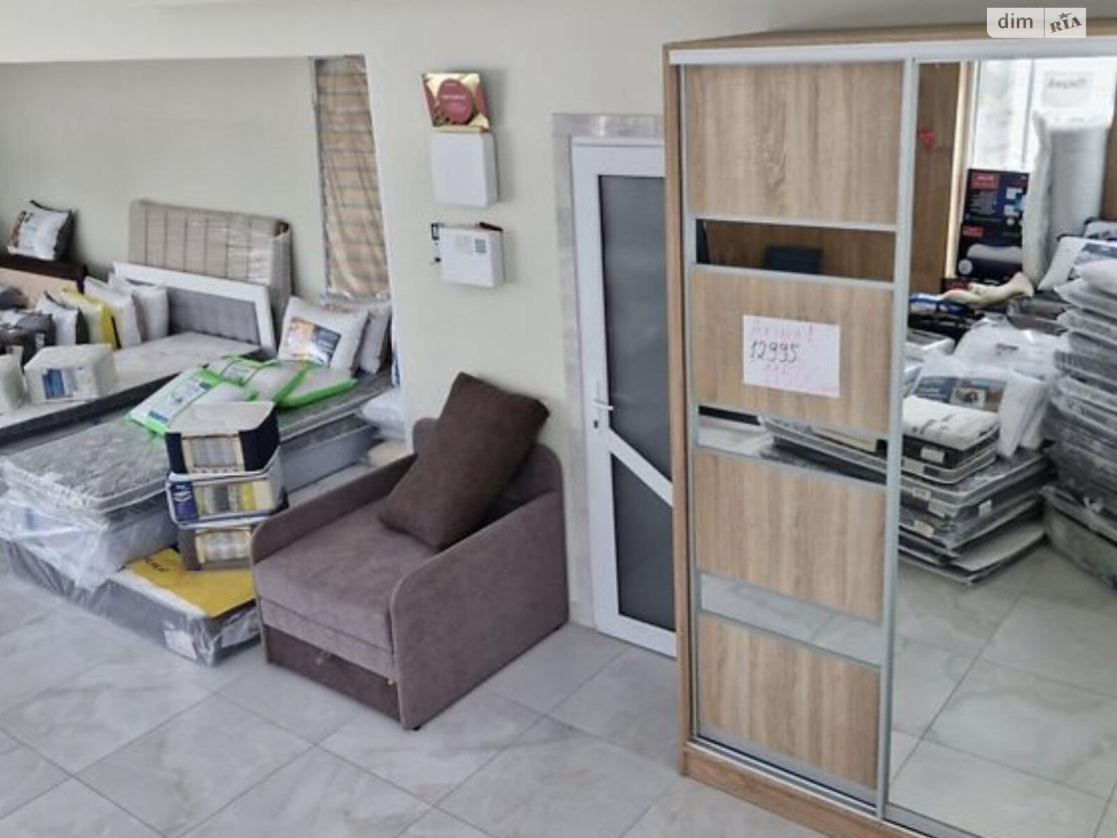 Коммерческое помещение в Тернополе, продажа по Бандеры Степана проспект, район Центр, цена: 165 000 долларов за объект фото 1 Коммерческое помещение в Тернополе, продажа по Бандеры Степана проспект, район Центр, цена: 165 000 долларов за объект фото 1