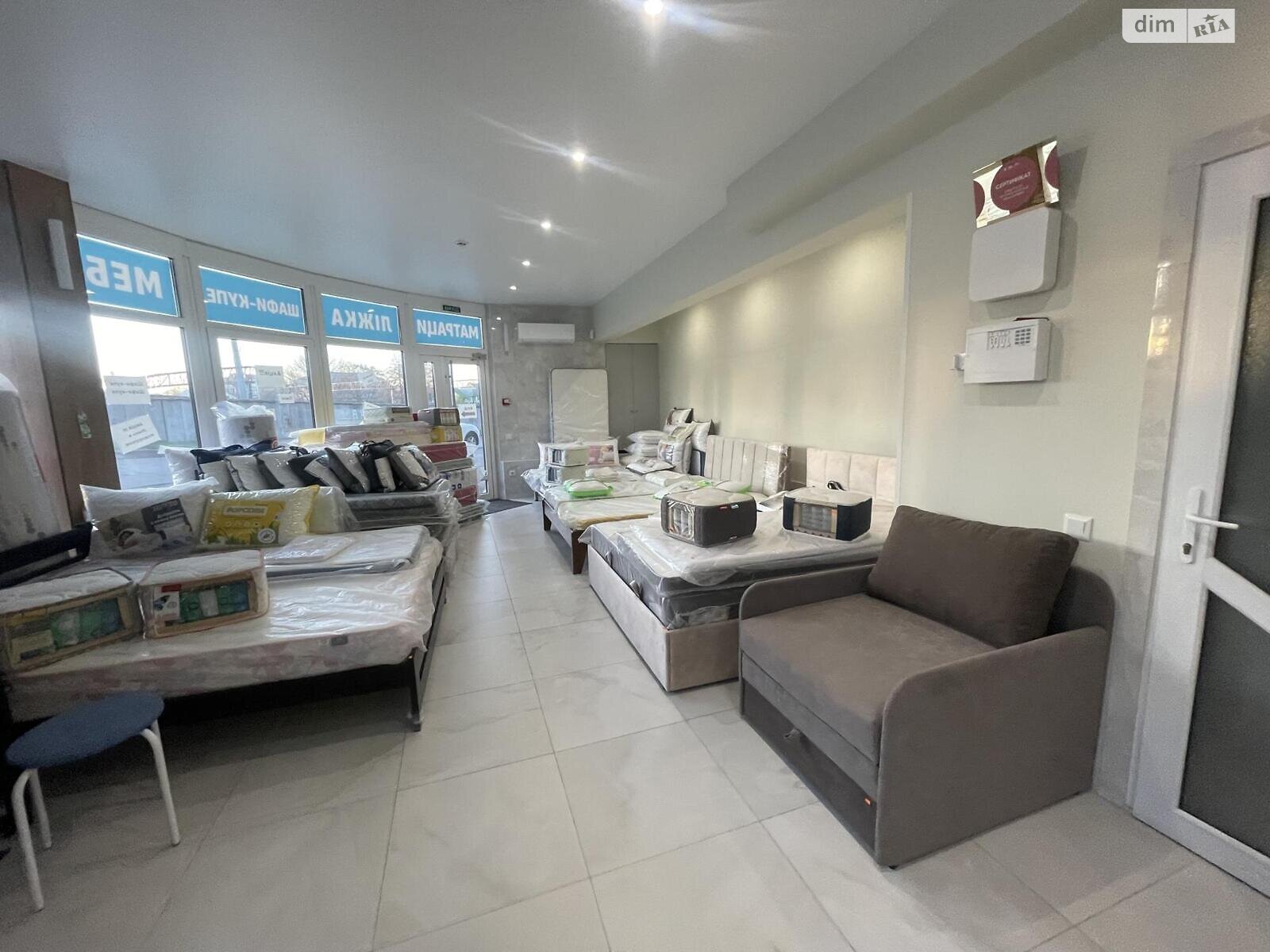 Коммерческое помещение в Тернополе, продажа по Бандеры Степана проспект, район Центр, цена: 165 000 долларов за объект фото 1 Коммерческое помещение в Тернополе, продажа по Бандеры Степана проспект, район Центр, цена: 165 000 долларов за объект фото 1