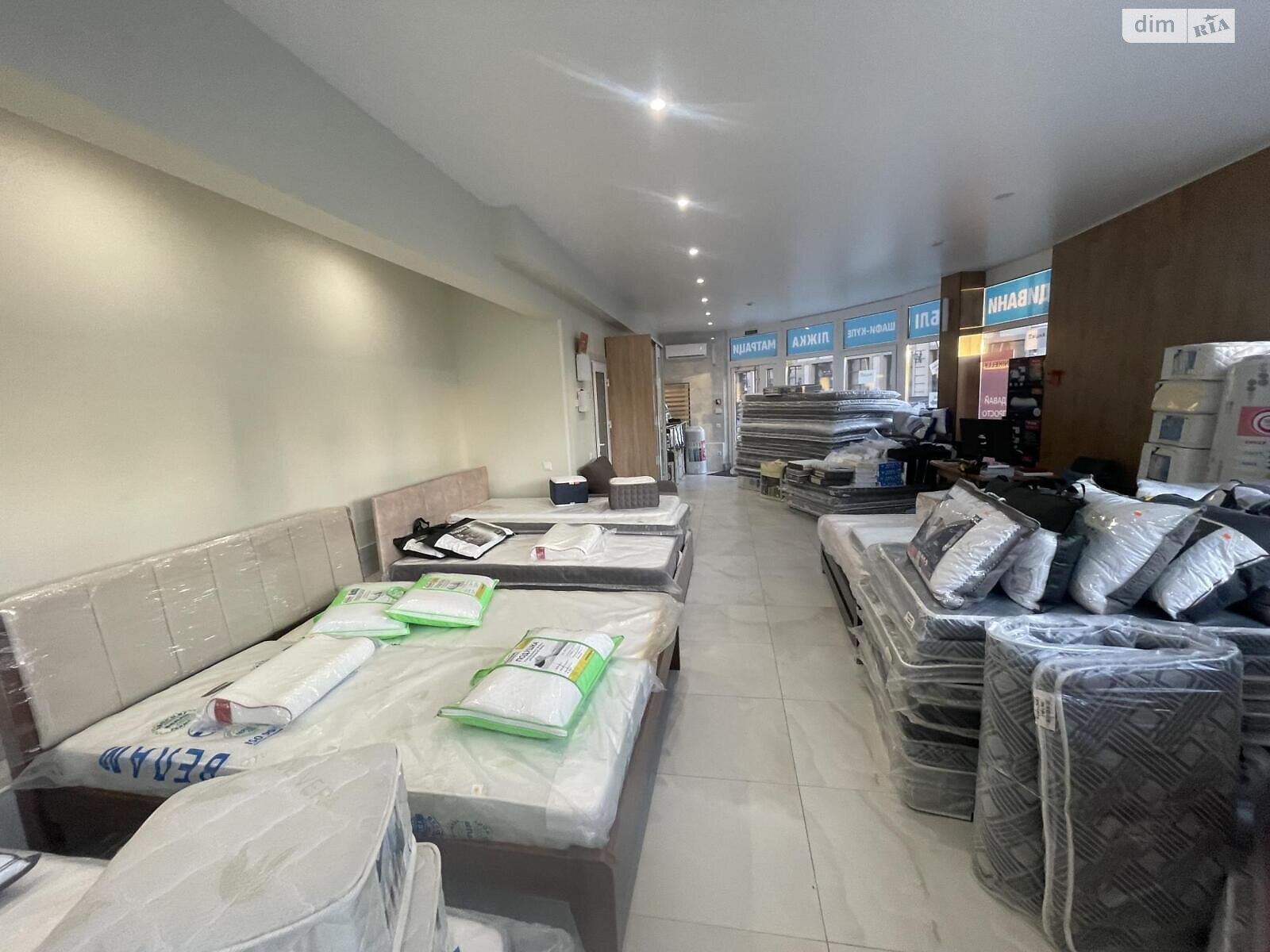 Коммерческое помещение в Тернополе, продажа по Бандеры Степана проспект, район Центр, цена: 165 000 долларов за объект фото 1 Коммерческое помещение в Тернополе, продажа по Бандеры Степана проспект, район Центр, цена: 165 000 долларов за объект фото 1