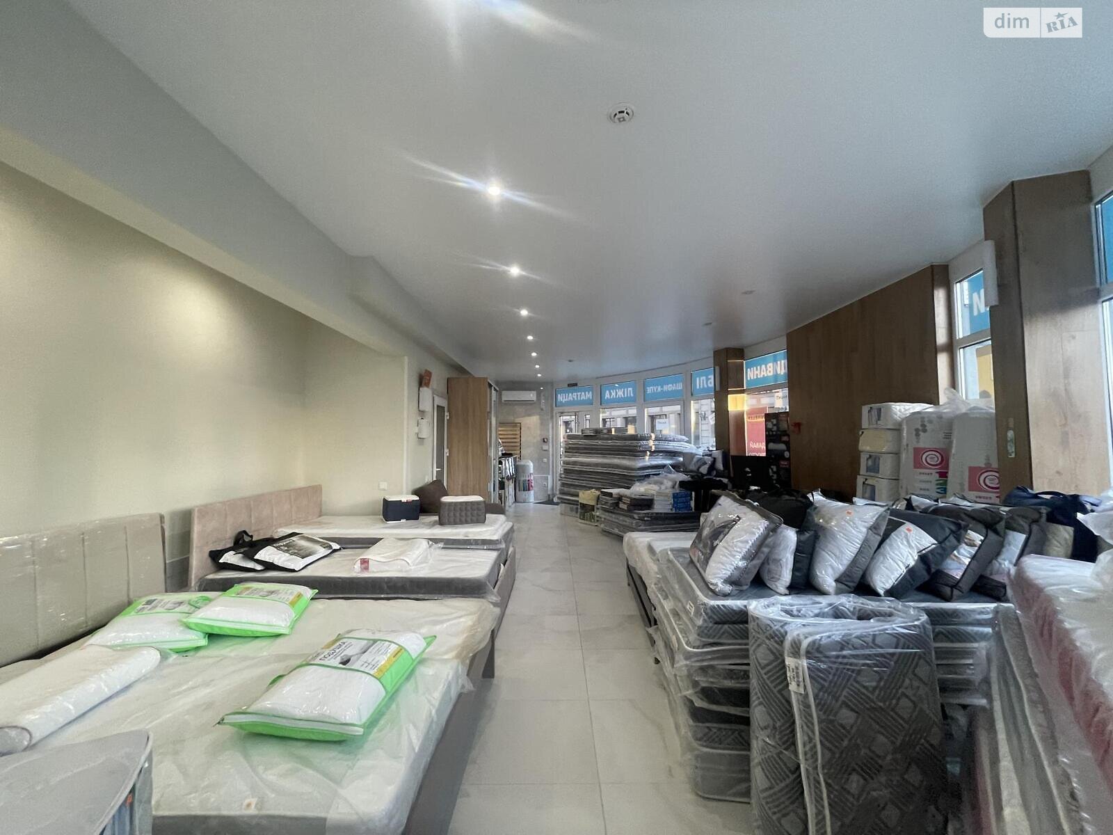 Коммерческое помещение в Тернополе, продажа по Бандеры Степана проспект, район Центр, цена: 165 000 долларов за объект фото 1 Коммерческое помещение в Тернополе, продажа по Бандеры Степана проспект, район Центр, цена: 165 000 долларов за объект фото 1