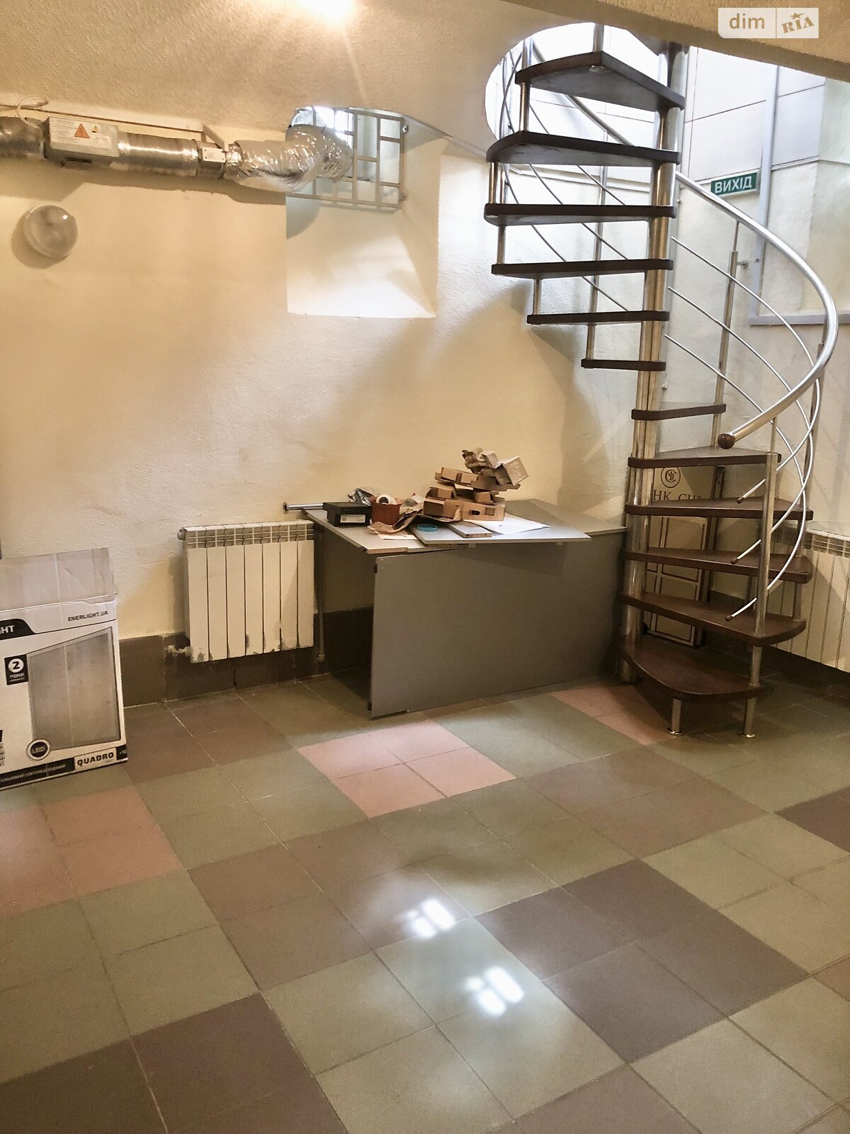 Коммерческое помещение в Тернополе, продажа по Хмельницкого Богдана улица 14, район Центр, цена: 220 000 долларов за объект фото 1 Коммерческое помещение в Тернополе, продажа по Хмельницкого Богдана улица 14, район Центр, цена: 220 000 долларов за объект фото 1