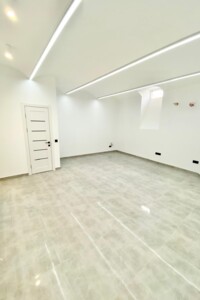 Коммерческое помещение в Тернополе, продажа по Русская улица 39, район Центр, цена: 40 000 долларов за объект фото 2