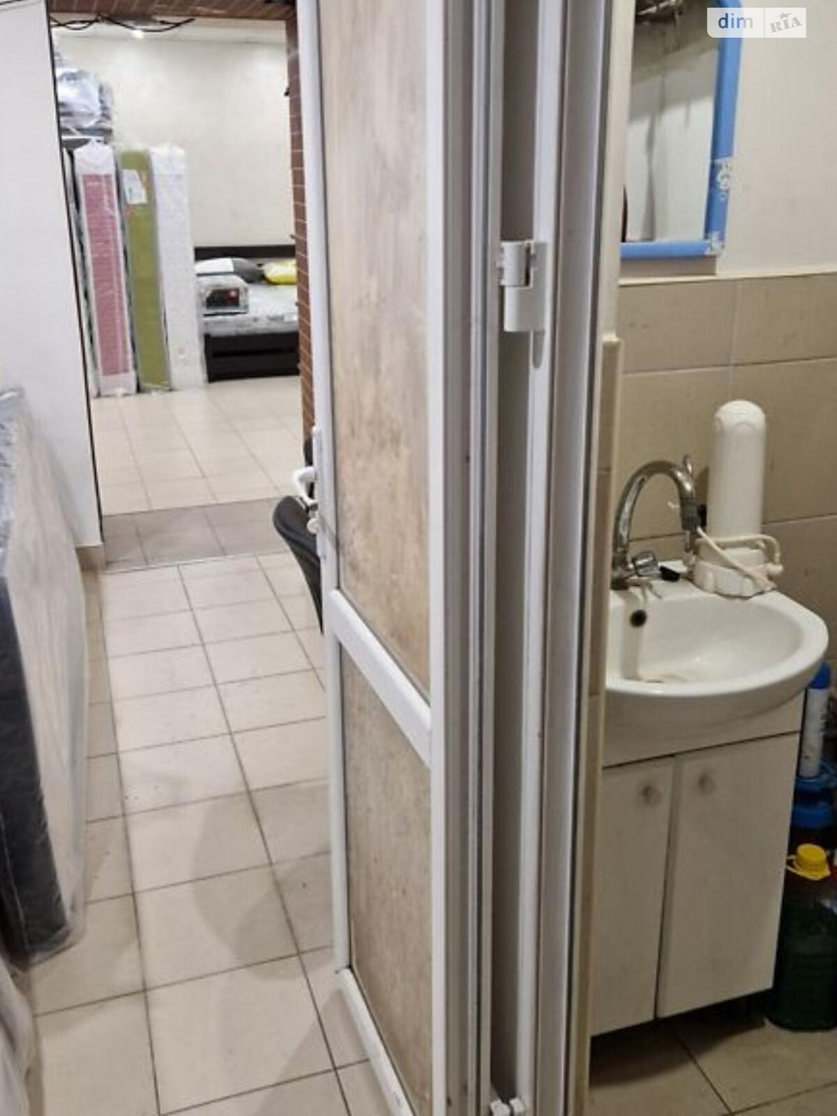 Коммерческое помещение в Тернополе, продажа по Русская улица, район Центр, цена: 140 000 долларов за объект фото 1 Коммерческое помещение в Тернополе, продажа по Русская улица, район Центр, цена: 140 000 долларов за объект фото 1