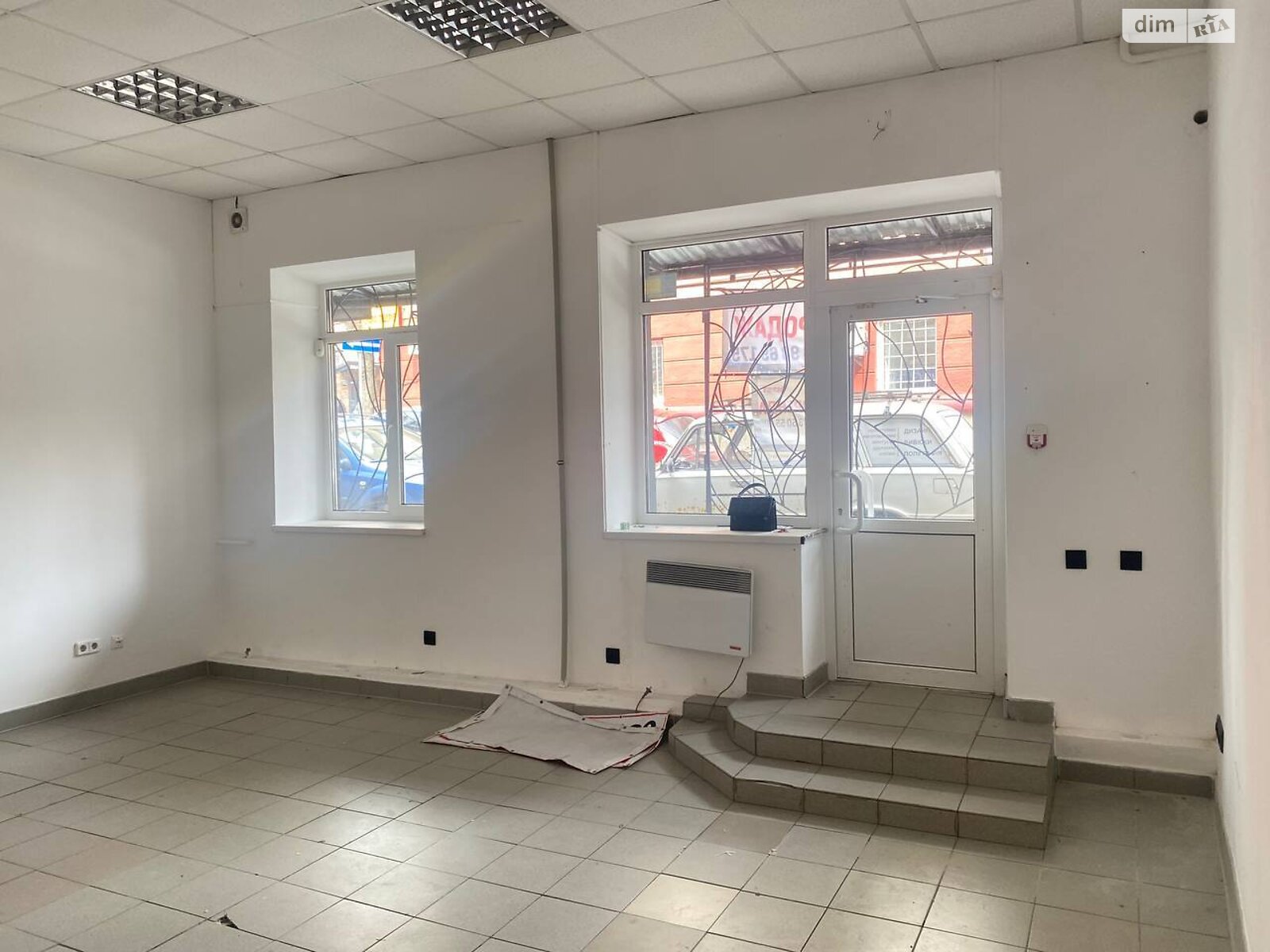 Коммерческое помещение в Тернополе, продажа по Шашкевича улица, район Центр, цена: 47 000 долларов за объект фото 1 Коммерческое помещение в Тернополе, продажа по Шашкевича улица, район Центр, цена: 47 000 долларов за объект фото 1