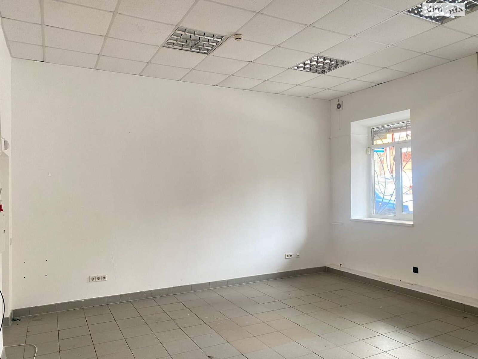 Коммерческое помещение в Тернополе, продажа по Шашкевича улица, район Центр, цена: 47 000 долларов за объект фото 1 Коммерческое помещение в Тернополе, продажа по Шашкевича улица, район Центр, цена: 47 000 долларов за объект фото 1