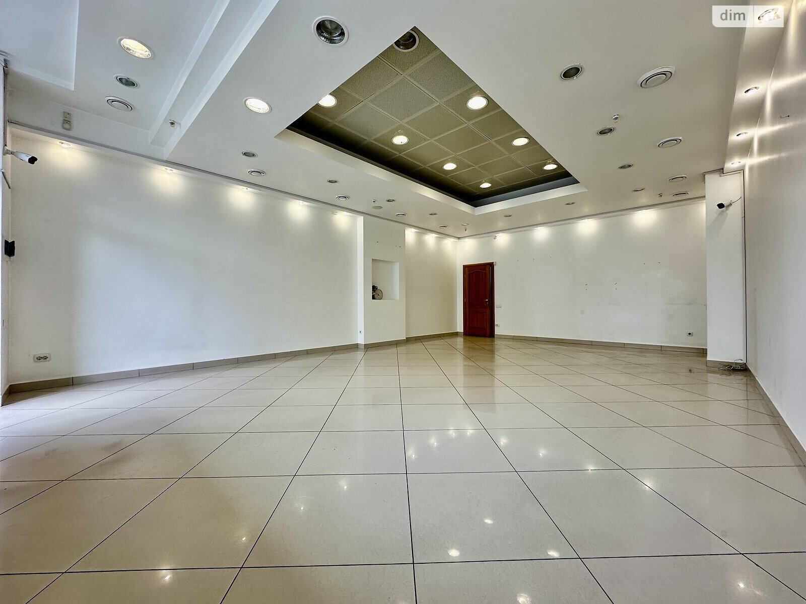 Коммерческое помещение в Тернополе, продажа по Шептицкого Андрея Митрополита улица 4А, район Центр, цена: 193 000 долларов за объект фото 1