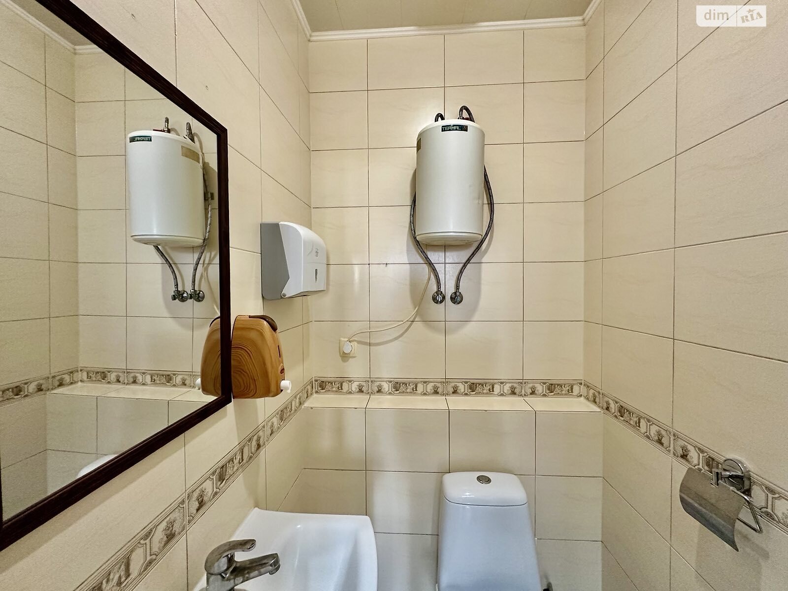 Коммерческое помещение в Тернополе, продажа по Шептицкого Андрея Митрополита улица 4А, район Центр, цена: 193 000 долларов за объект фото 1